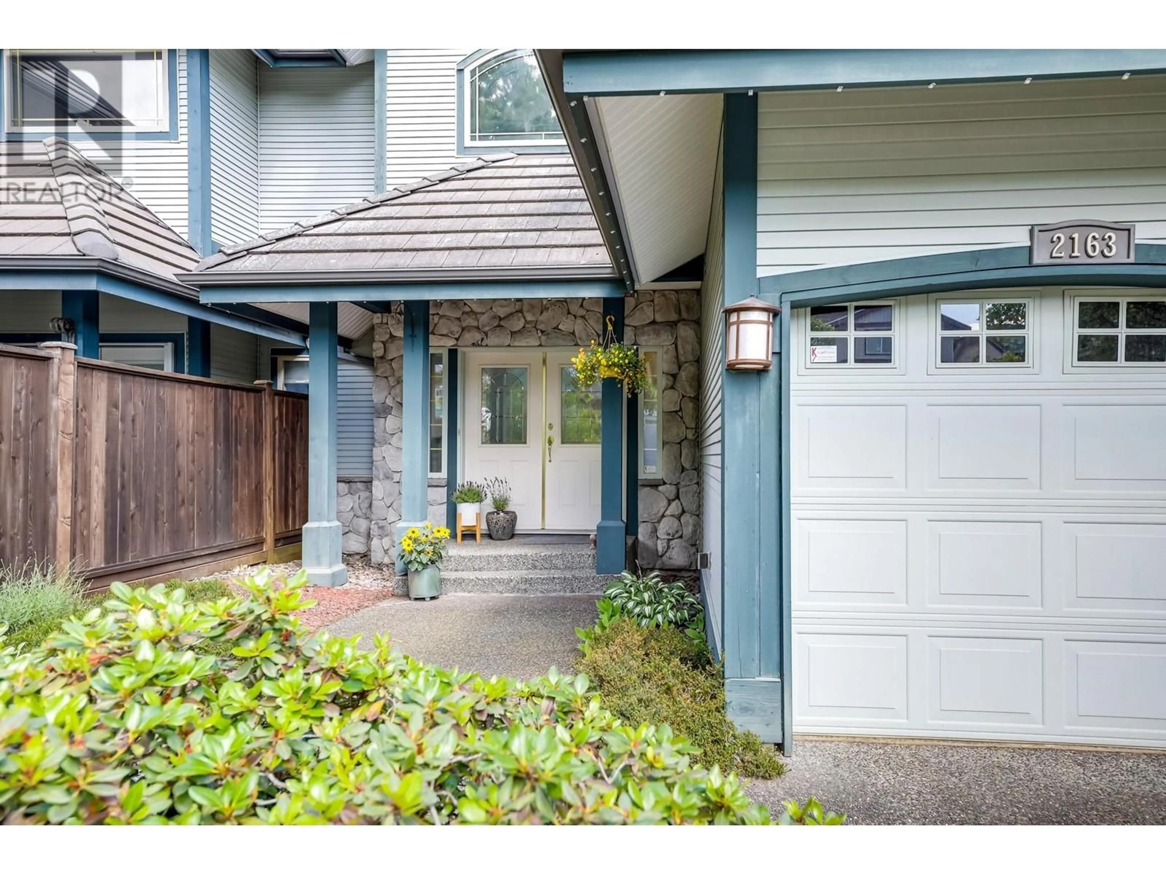 Frontside or backside of a home, cottage for 2163 PARKWAY BOULEVARD, Coquitlam British Columbia V3E3K5