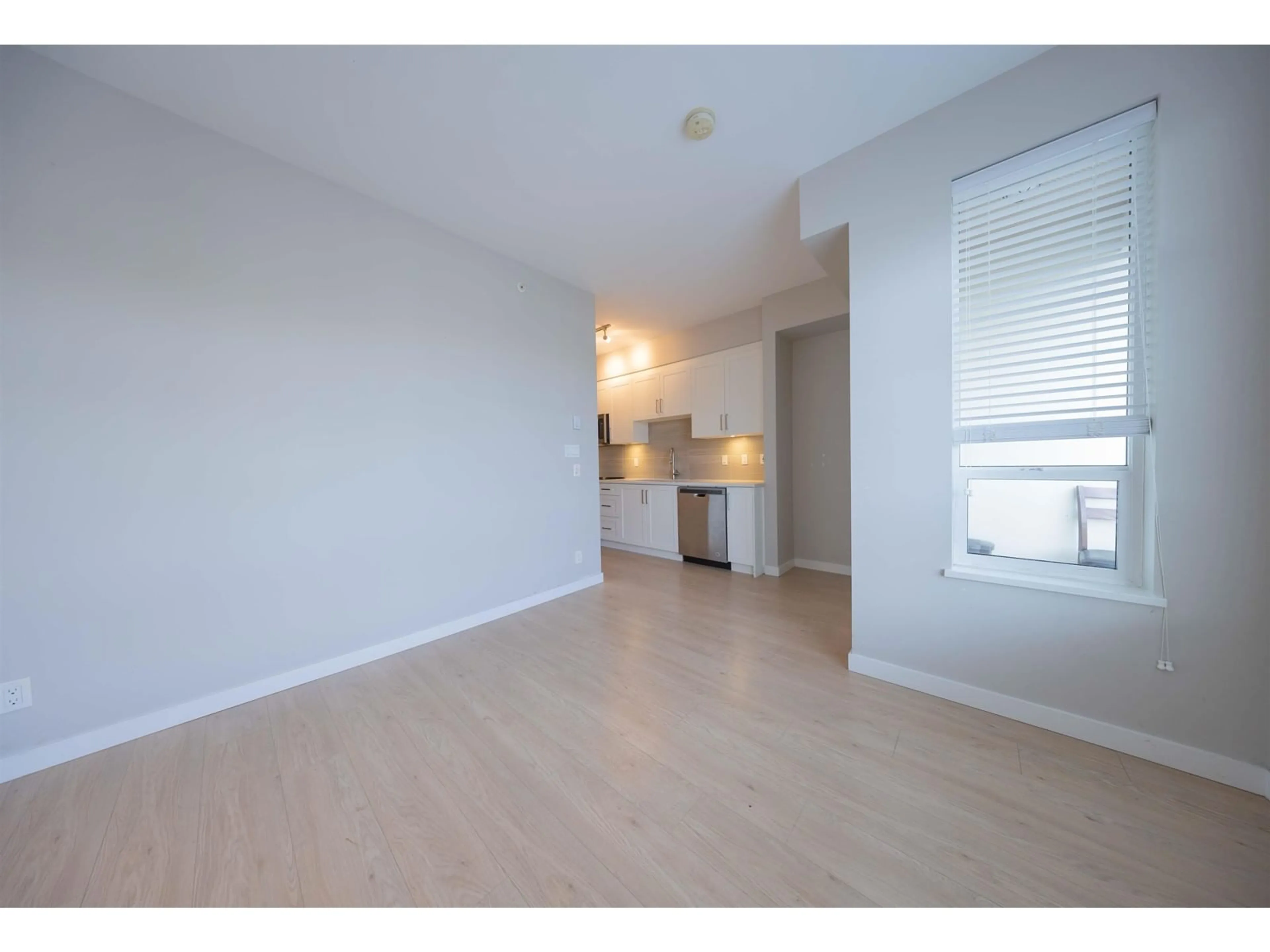 A pic of a room, not visible floor for E410 20211 66 AVENUE, Langley British Columbia V2Y0L4