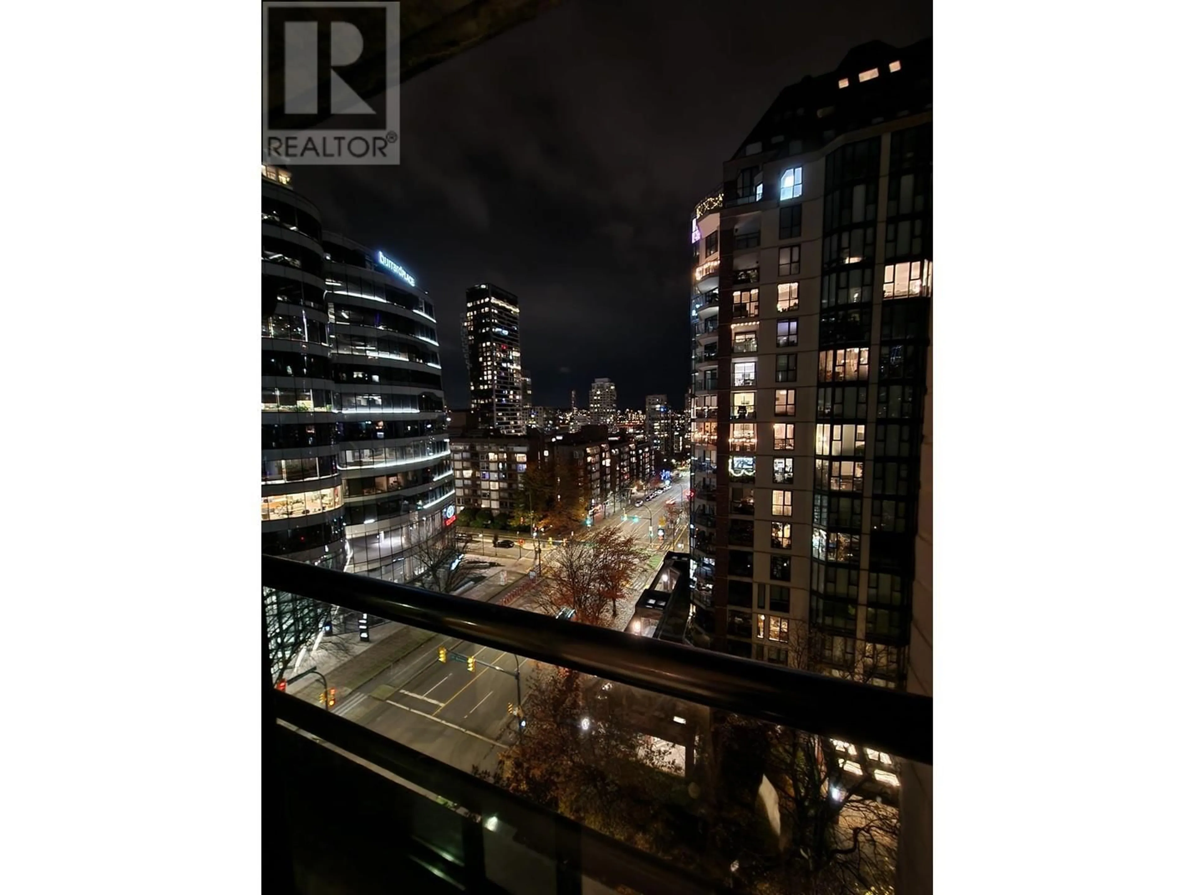 A pic from exterior of the house or condo, the street view for 1005 1003 BURNABY STREET, Vancouver British Columbia V6E4R7