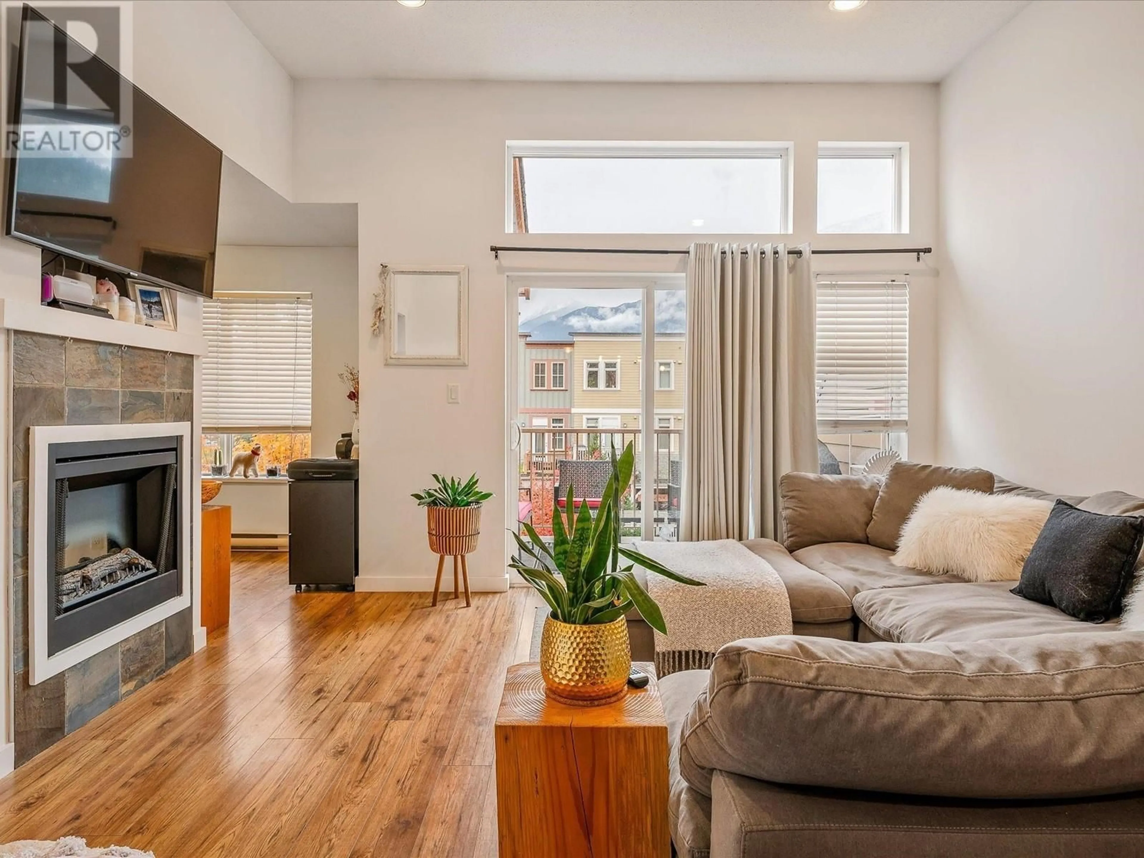 Living room, wood floors for 301 7331 ARBUTUS STREET, Pemberton British Columbia V0N2L1