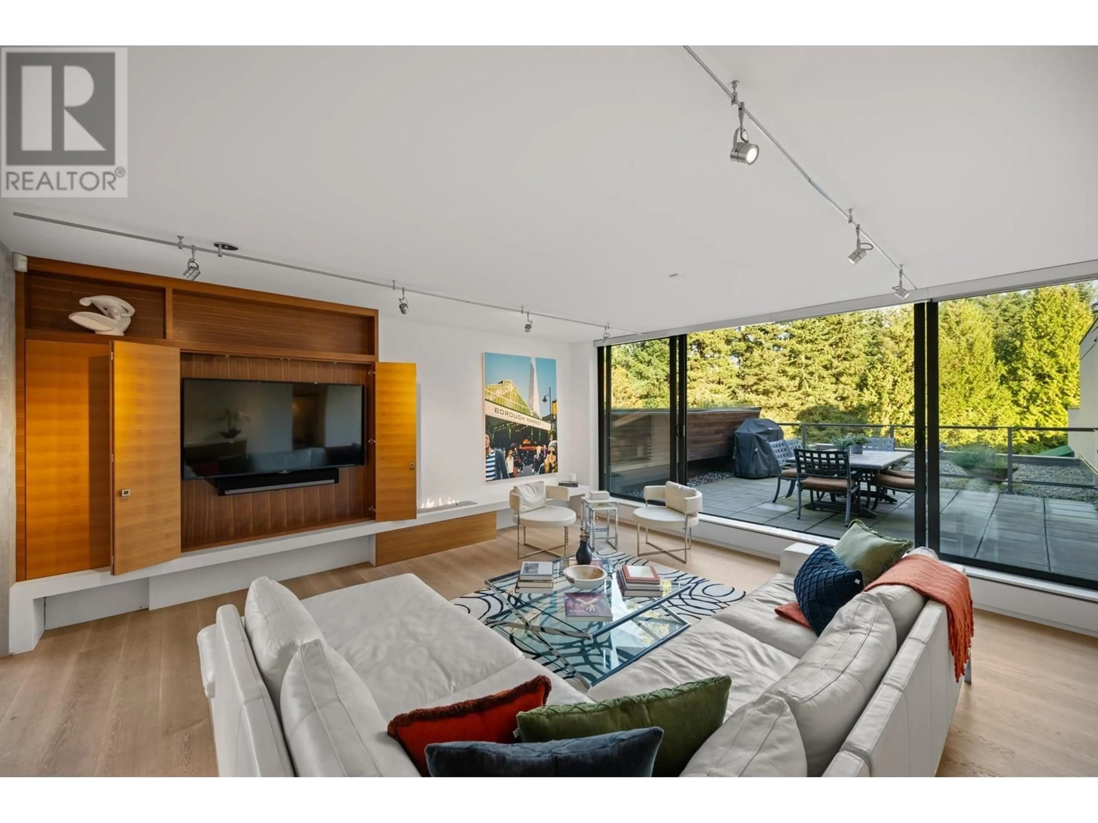 Living room, wood floors for 306 4900 CARTIER STREET, Vancouver British Columbia V6M4H2