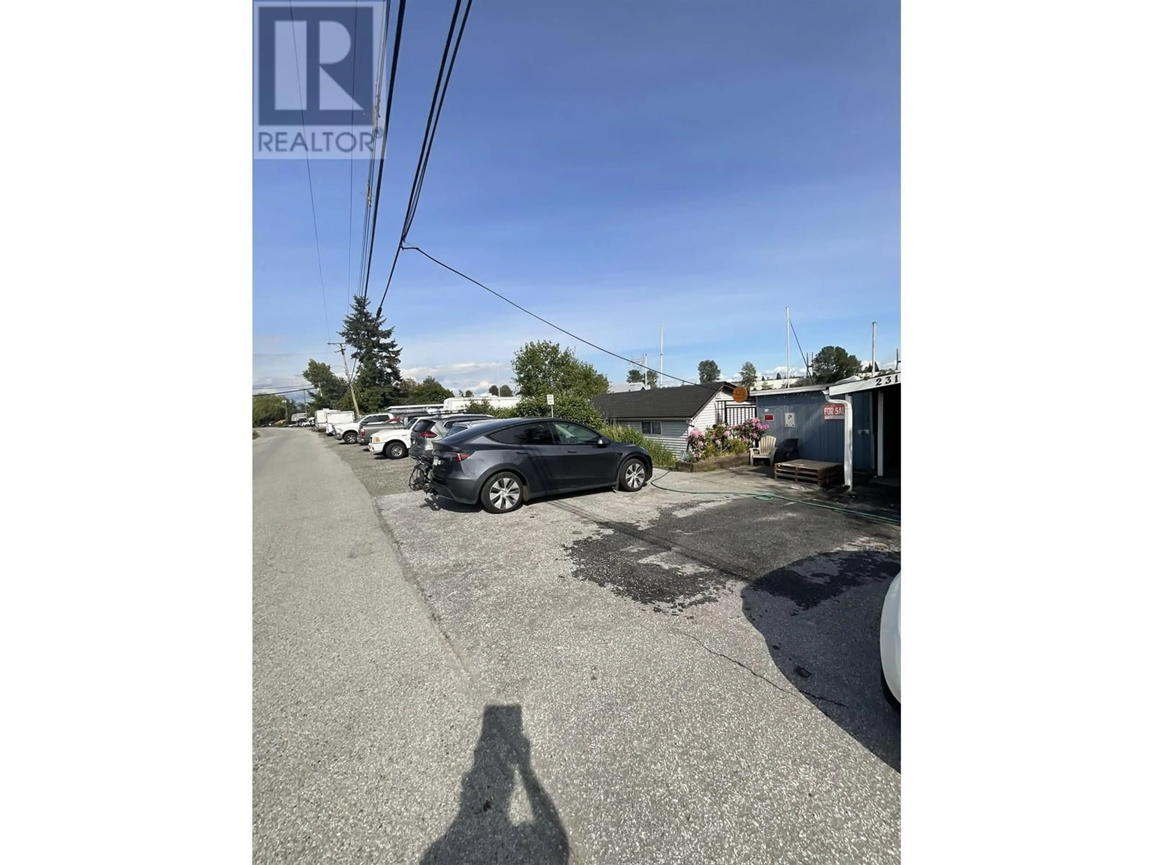 Parking for 23160 DYKE ROAD, Richmond British Columbia V6V1E1