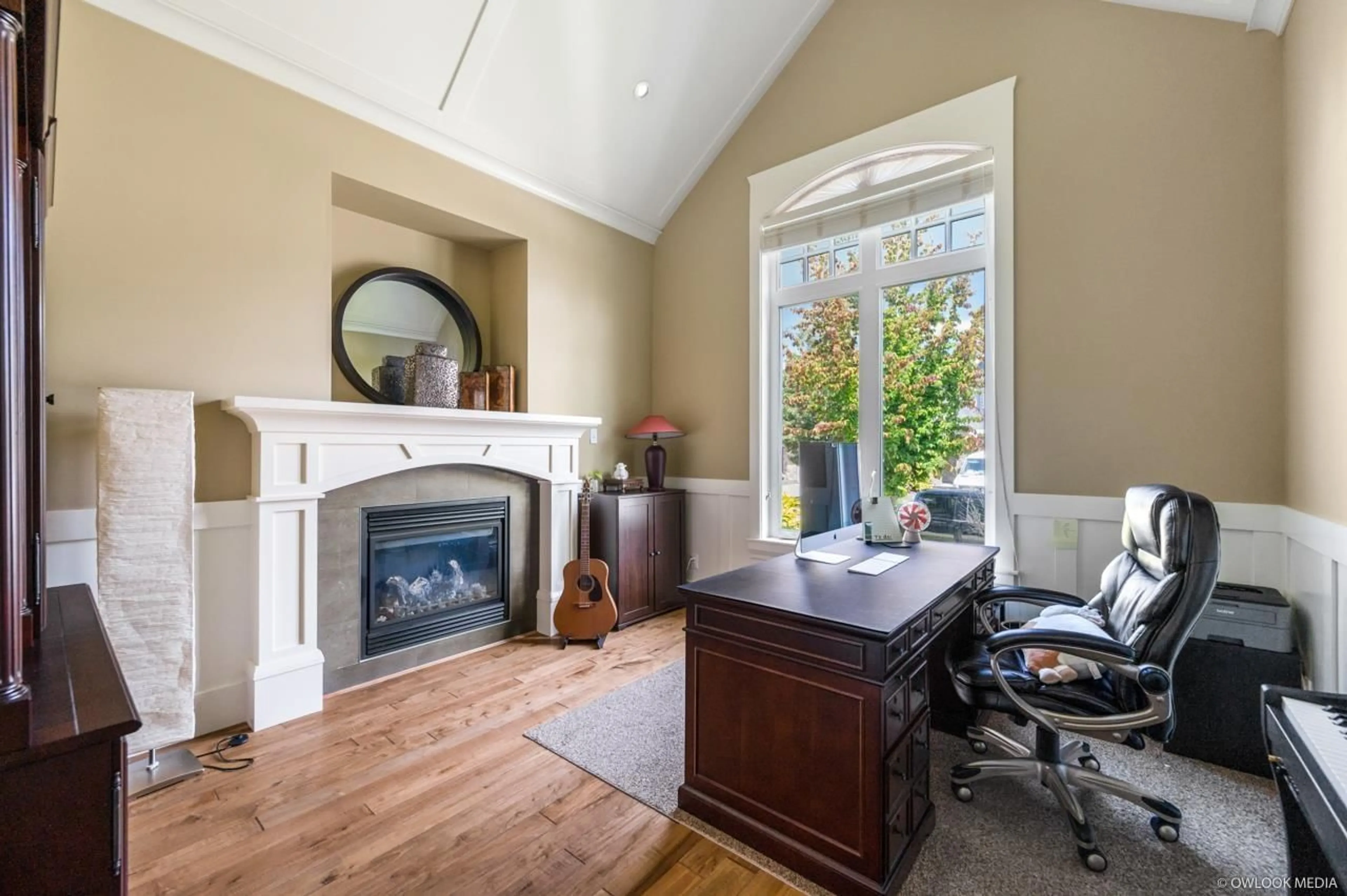 A pic of a room, wood floors for 16228 25 AVENUE, Surrey British Columbia V3Z6S1