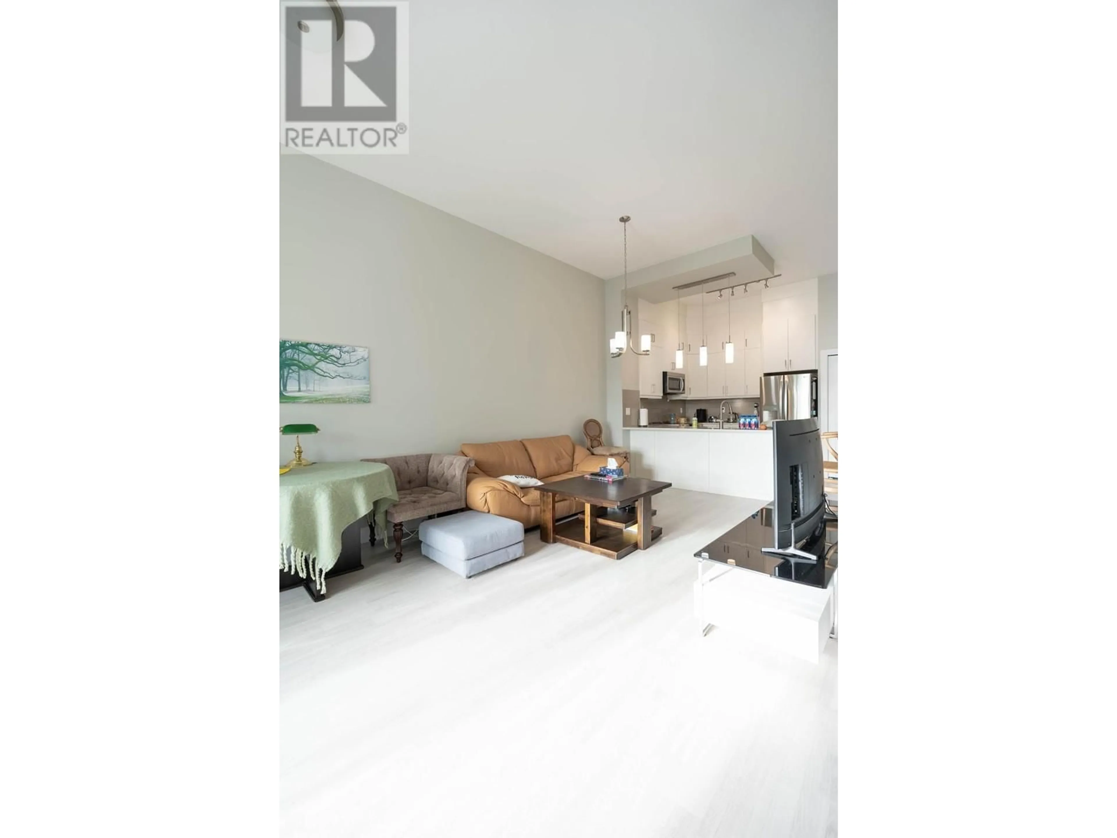 Open concept kitchen, unknown for 114 - 3525 CHANDLER STREET, Coquitlam British Columbia V3E0L9