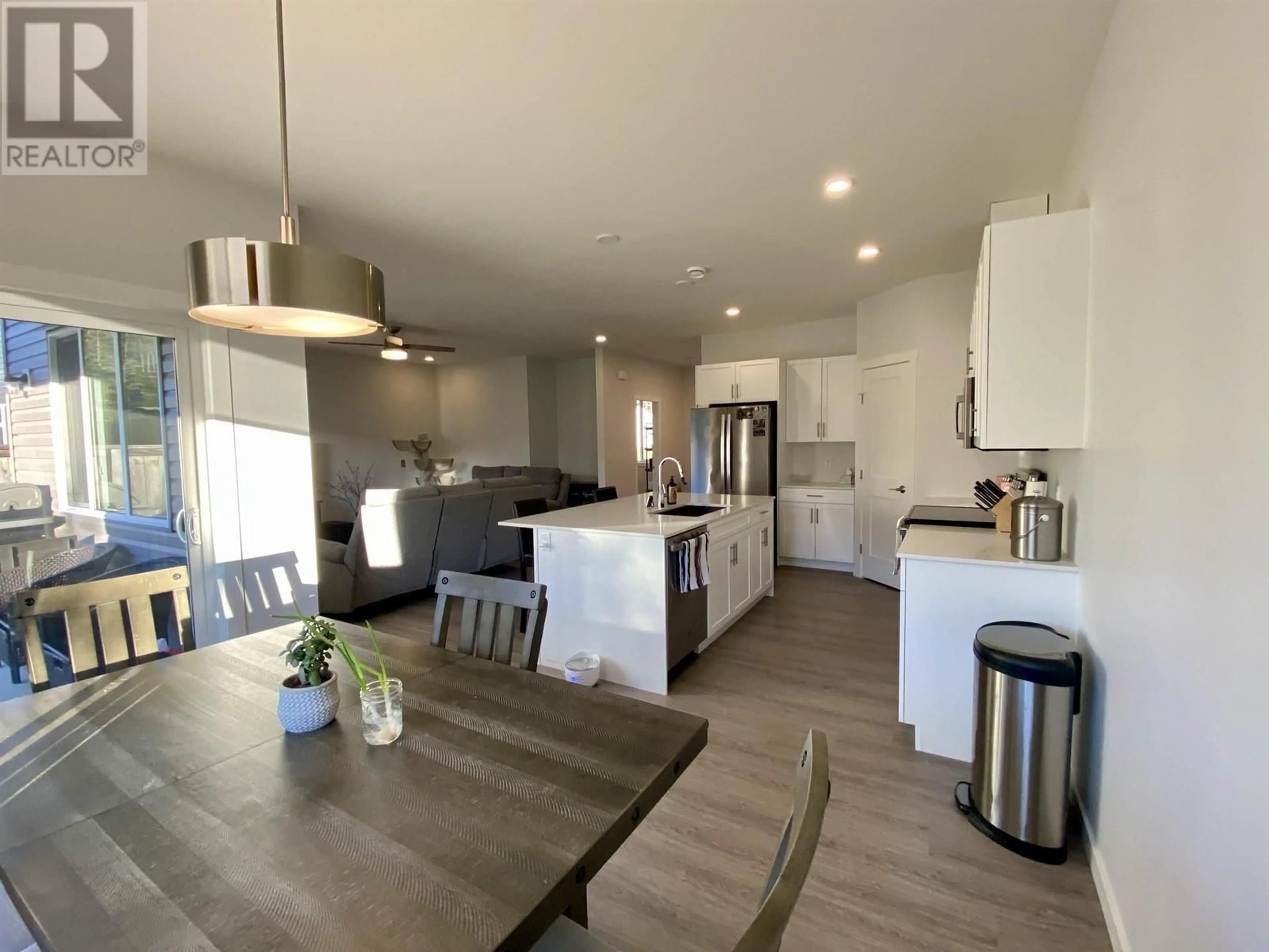 Open concept kitchen for 3905 WIRTL STREET, Terrace British Columbia V8G0K7