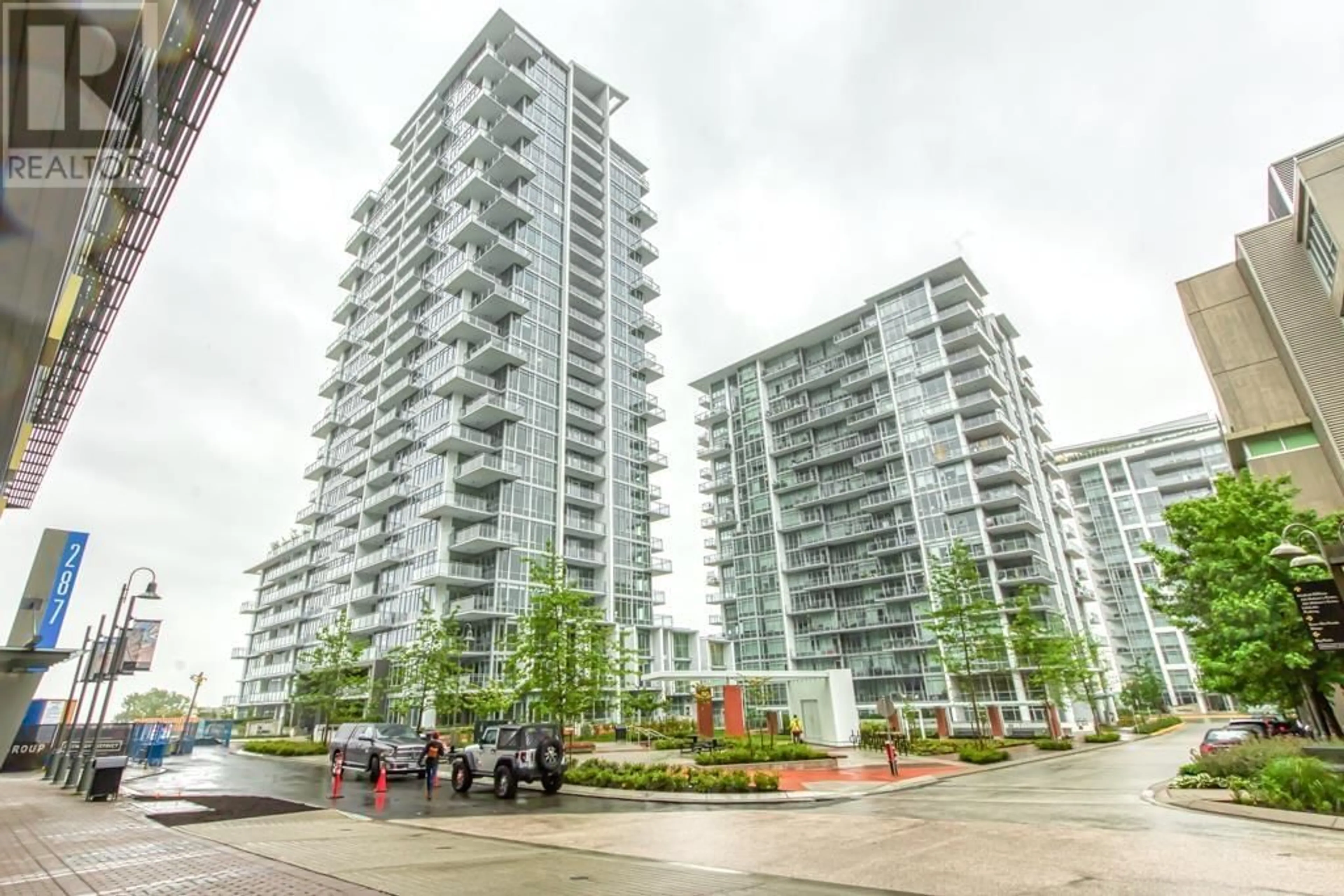 A pic from exterior of the house or condo, the front or back of building for 107 258 NELSON'S COURT, New Westminster British Columbia V3L0J9