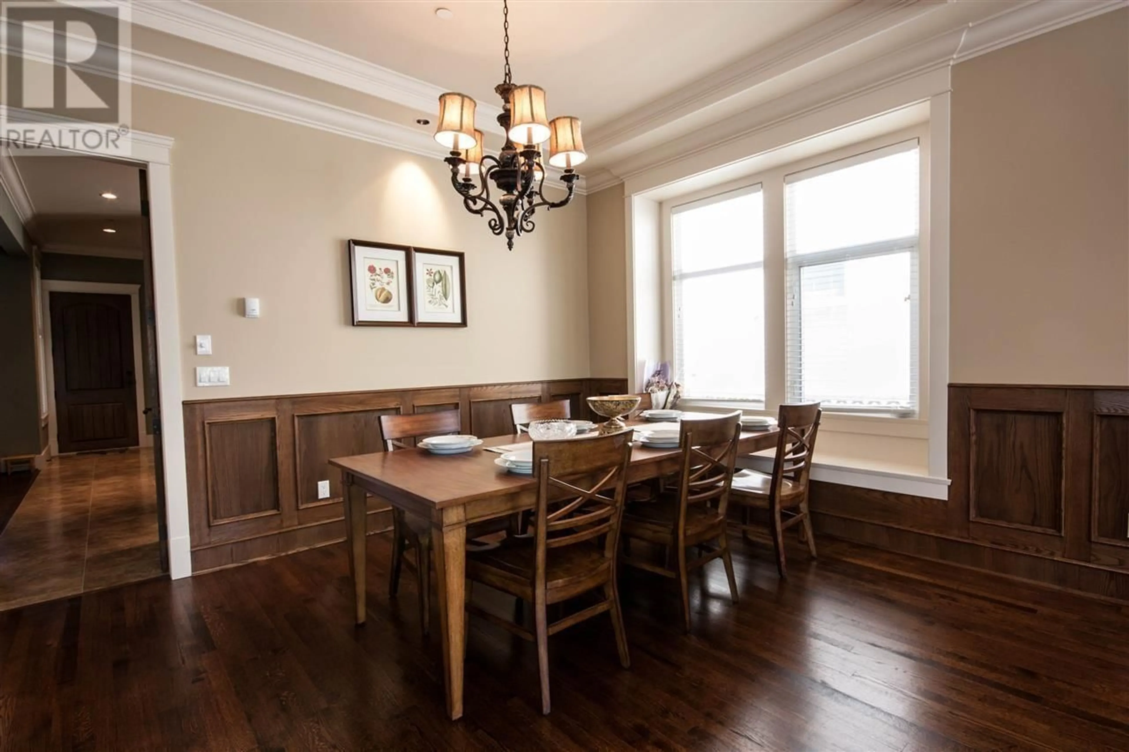 Dining room, wood/laminate floor for 1419 59TH AVENUE, Vancouver British Columbia V6P1Y8