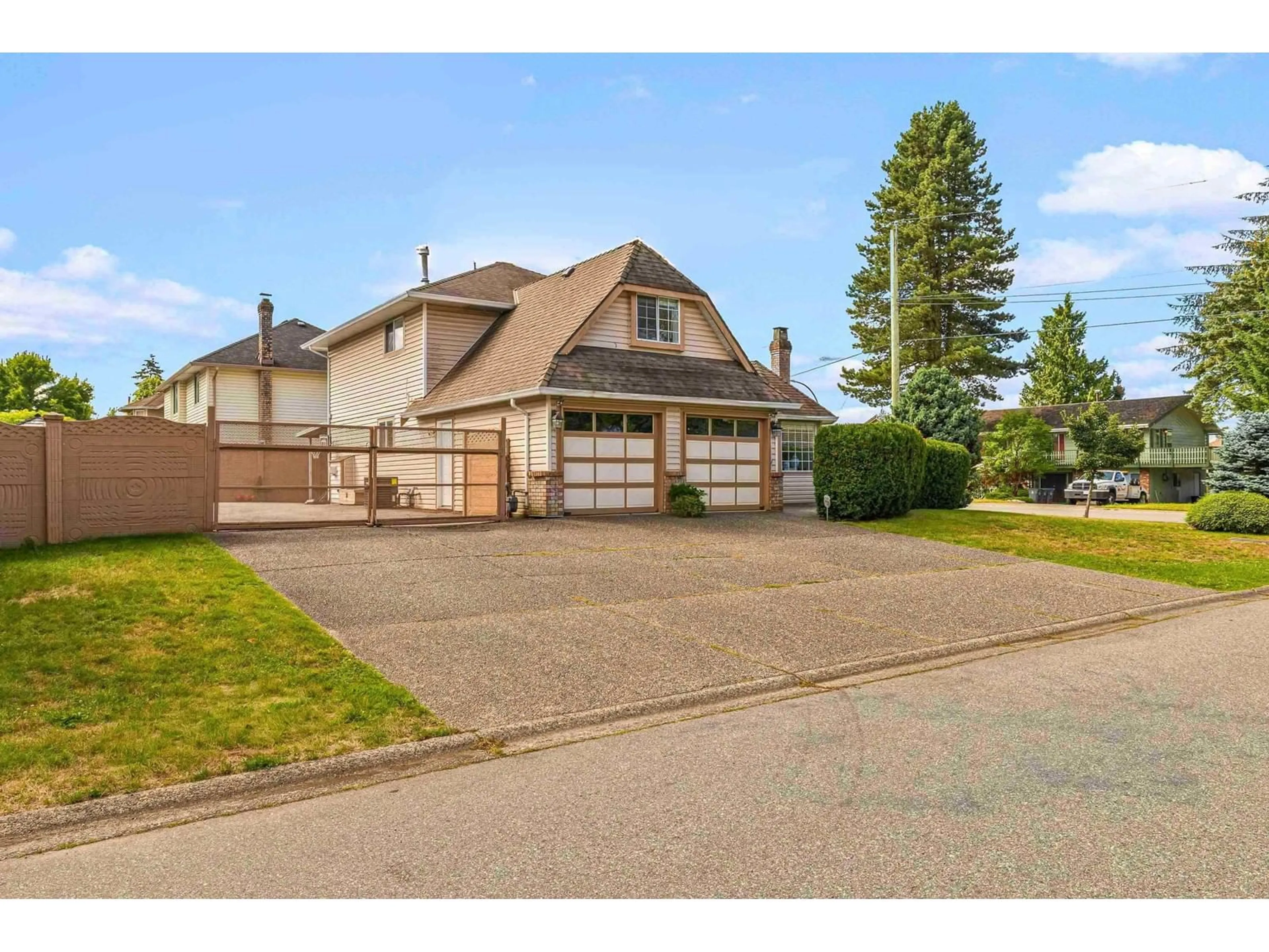 Frontside or backside of a home, the street view for 15480 112A AVENUE, Surrey British Columbia V3R0K5