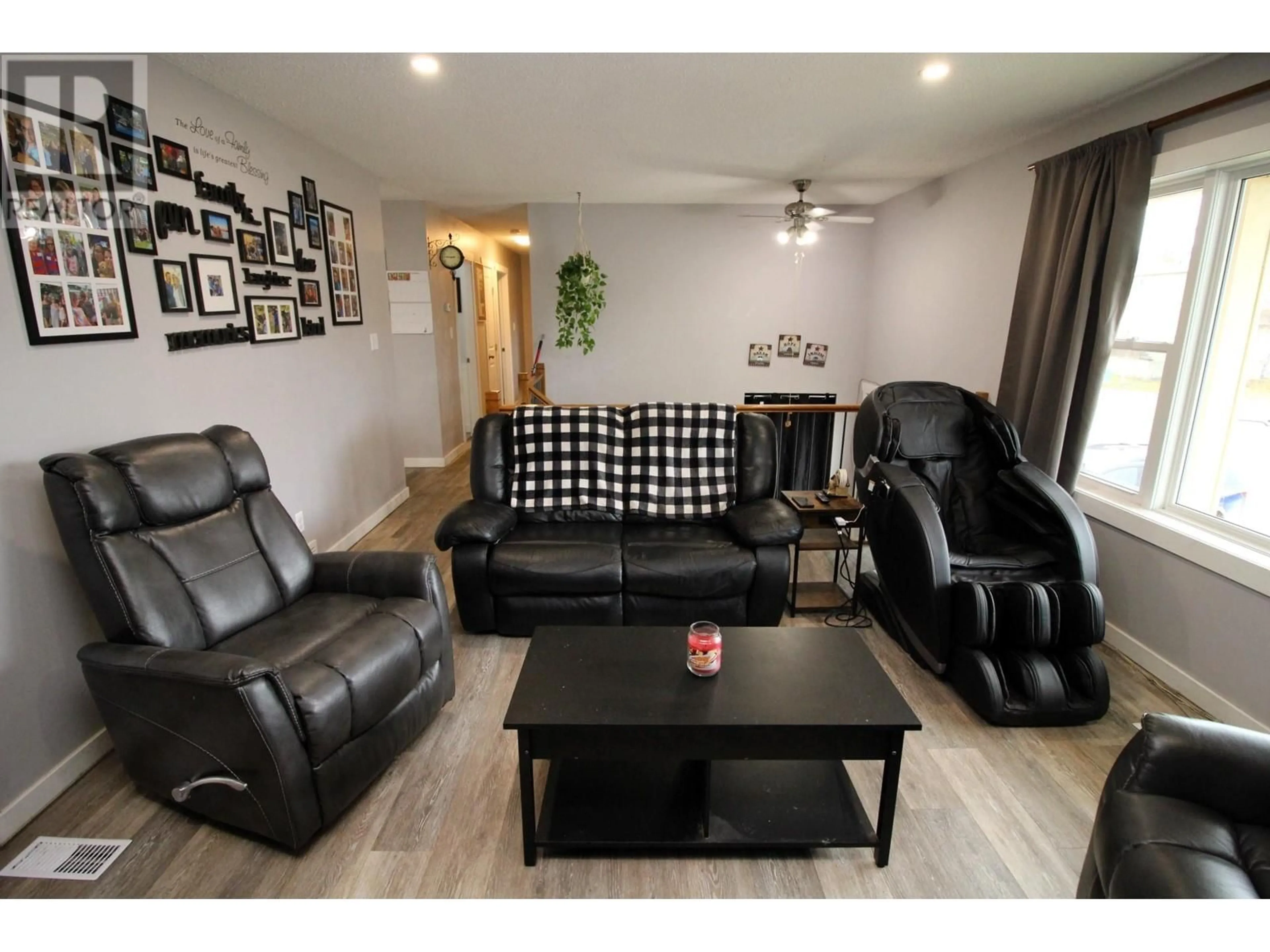 Living room, wood floors for 3353 JEWEL ROAD, Houston British Columbia V0J1Z0