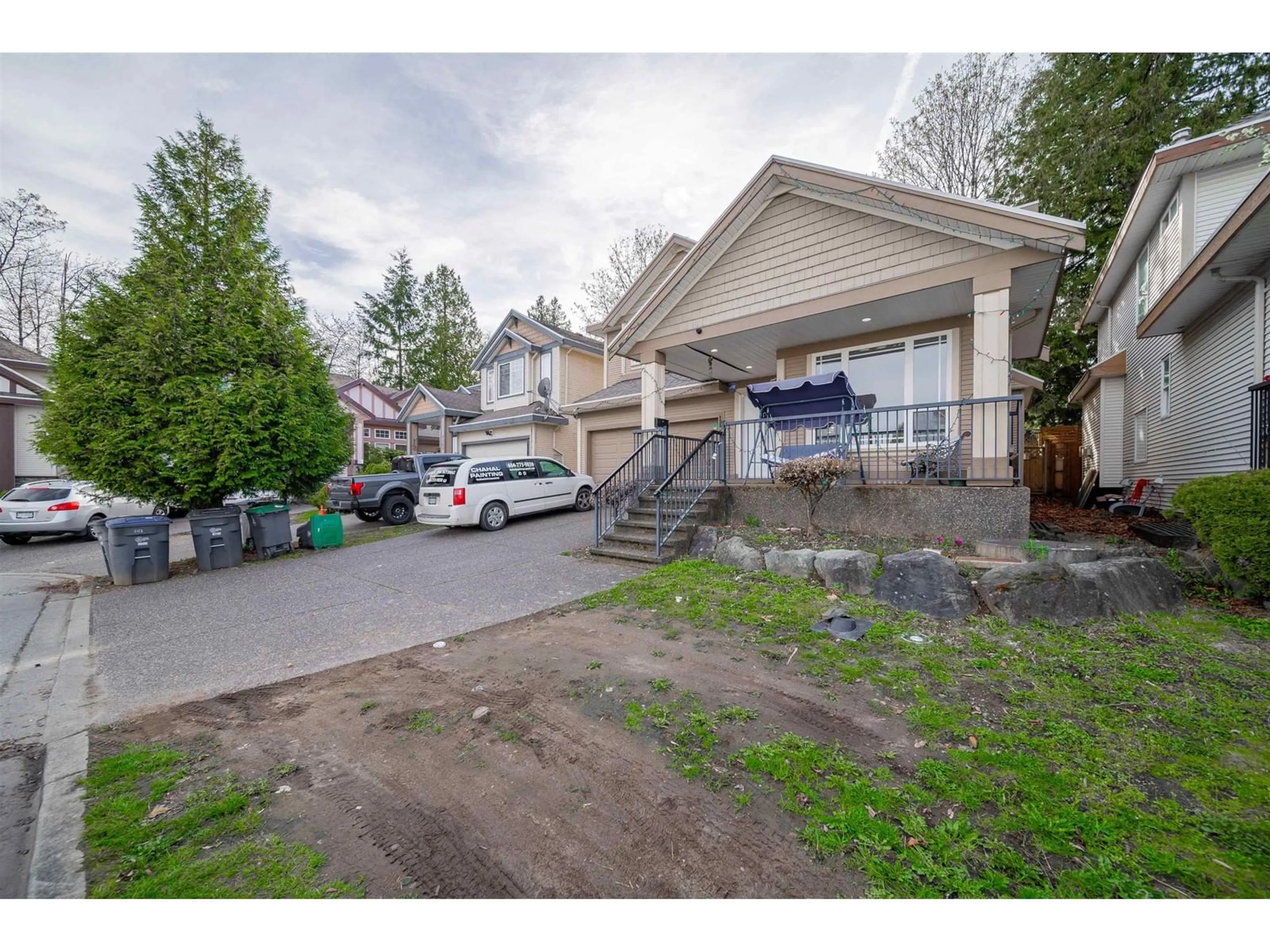 Frontside or backside of a home, the street view for 7113 147 STREET, Surrey British Columbia V3S4P7