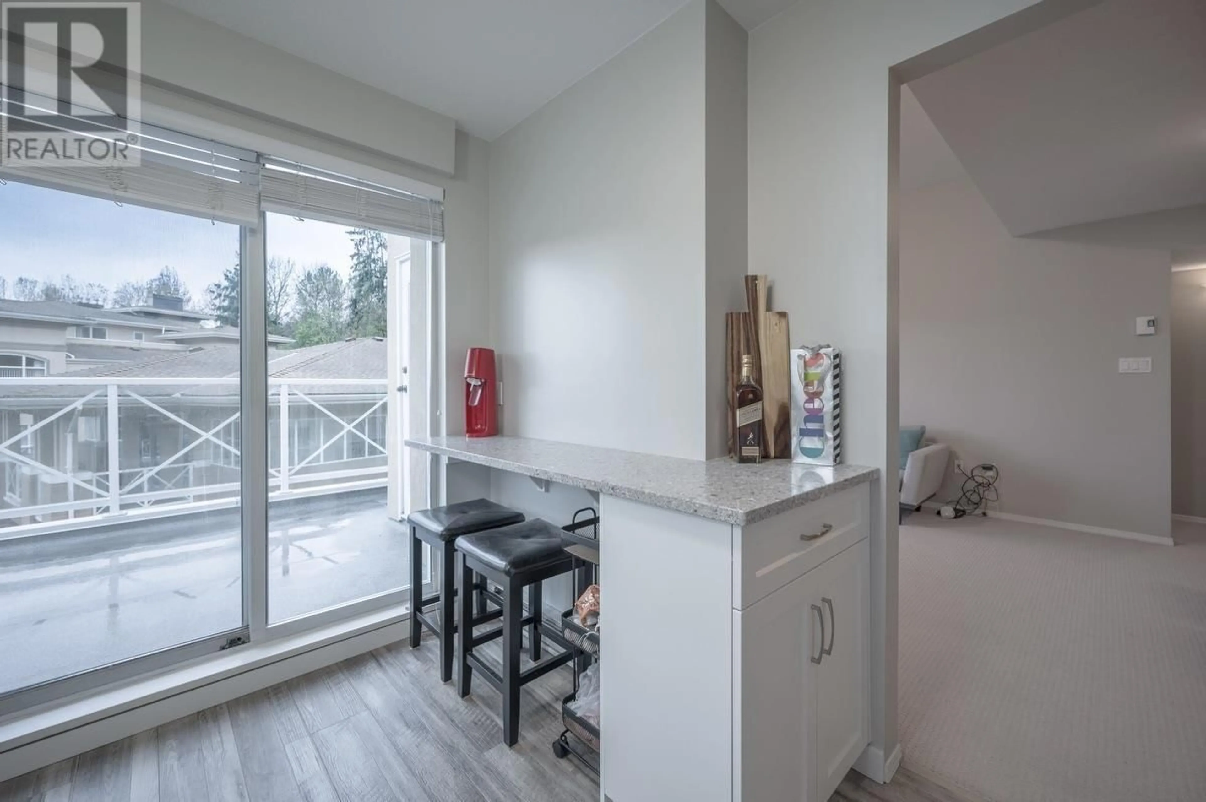 Standard kitchen, wood floors for 304 2551 PARKVIEW LANE, Port Coquitlam British Columbia V3C6J8