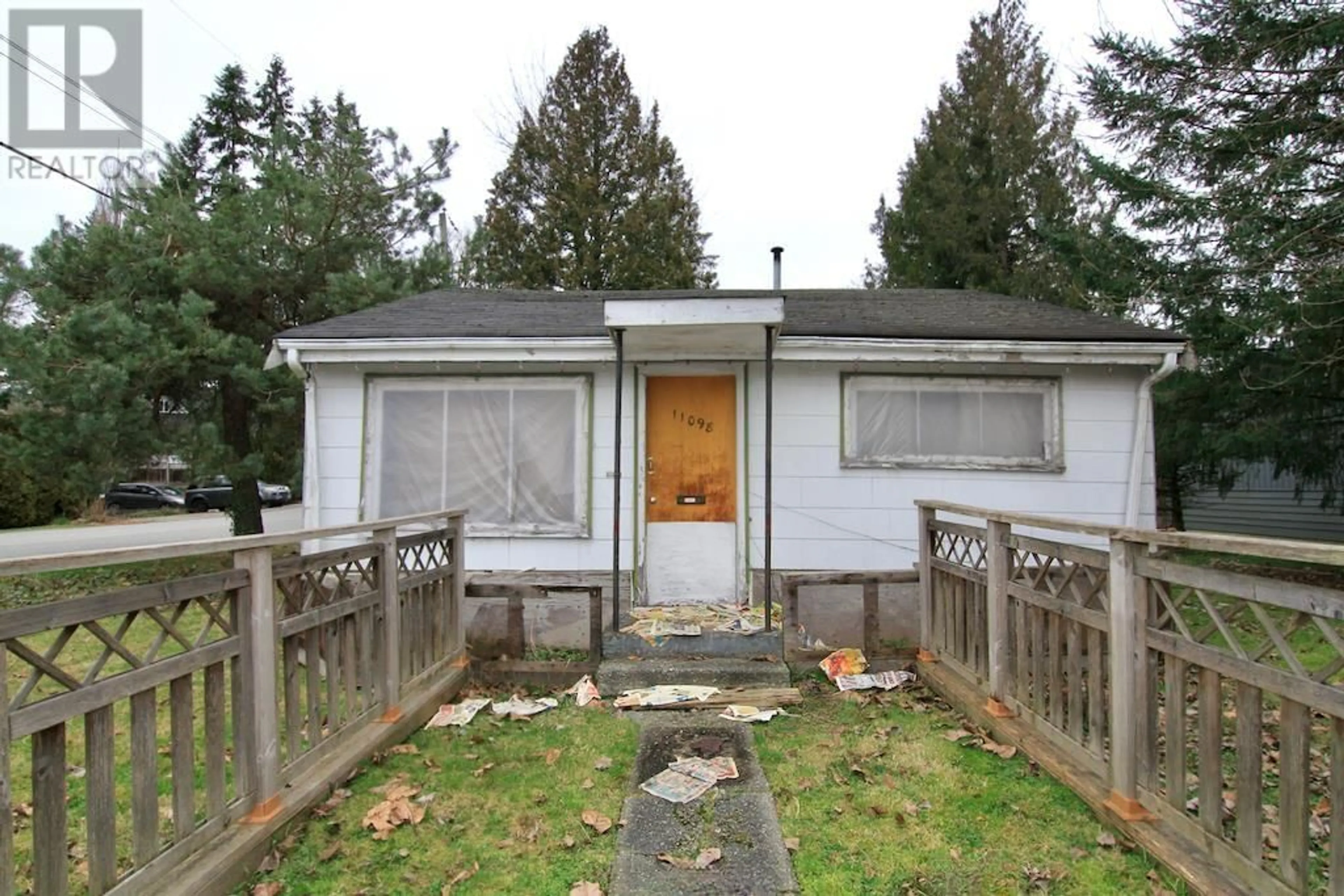 Unknown for 11098 PRINCESS STREET, Maple Ridge British Columbia V2X1M7