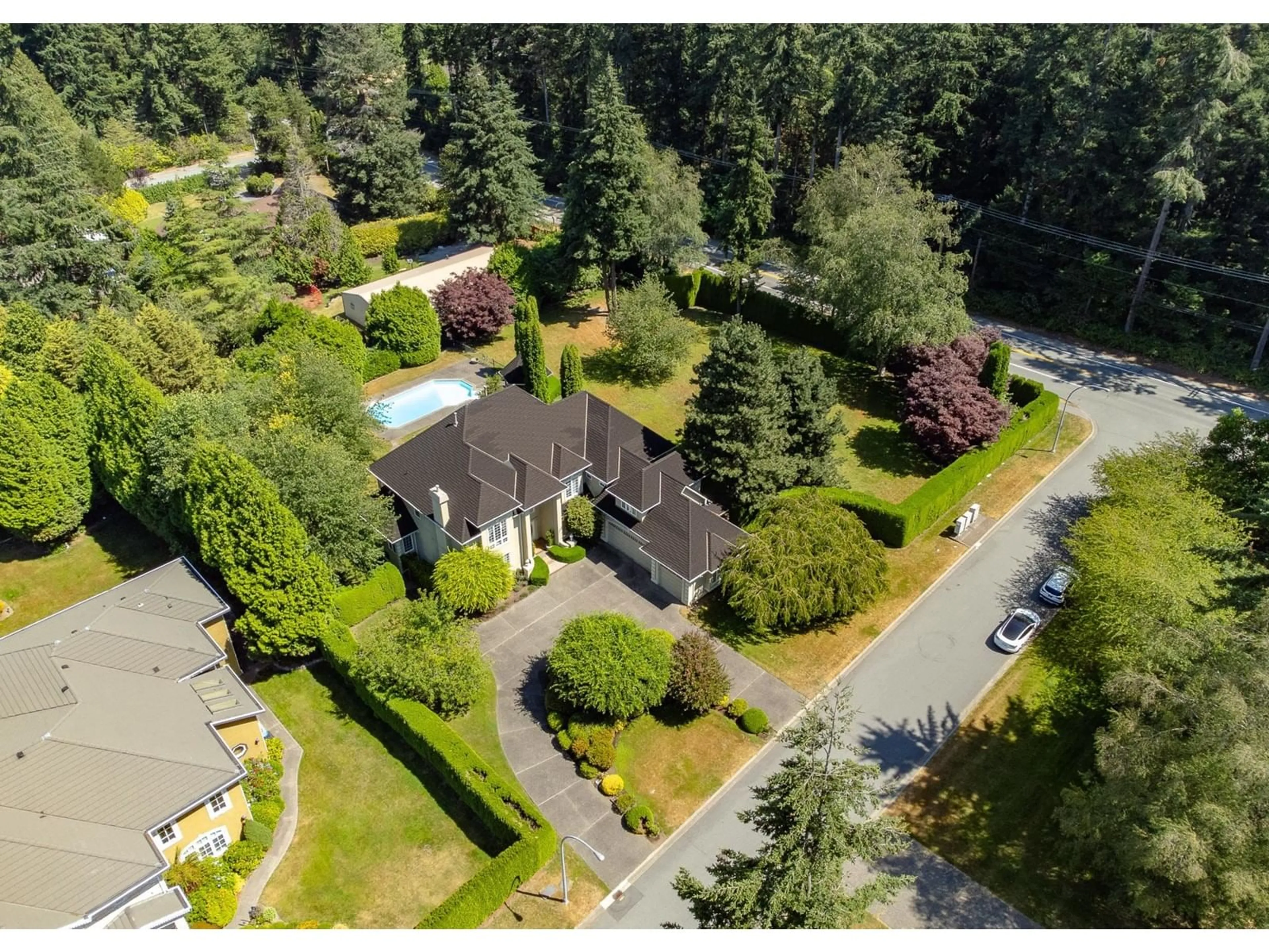 Frontside or backside of a home, the street view for 16785 27 AVENUE, Surrey British Columbia V4P2L4