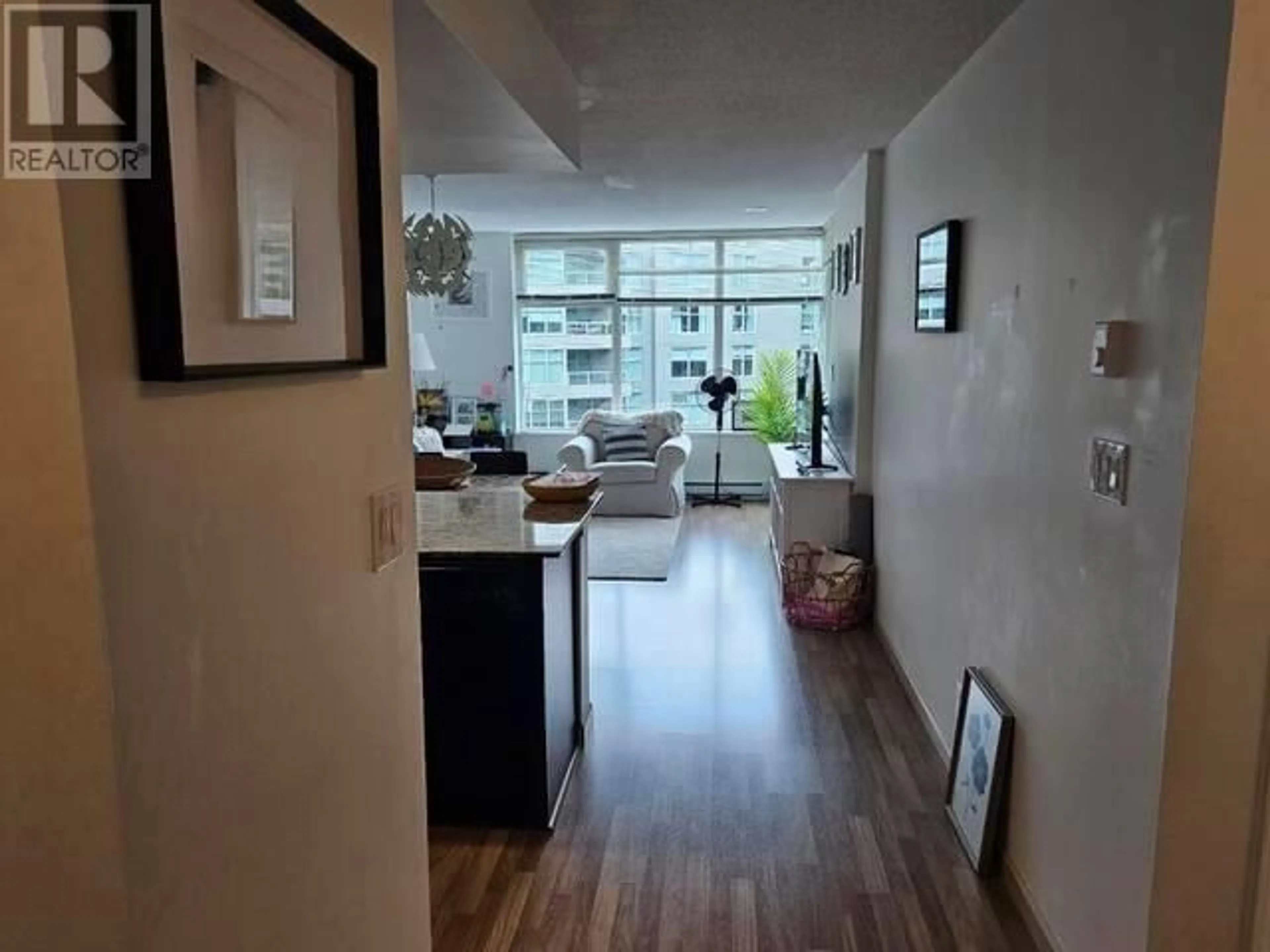 Indoor entryway, wood floors for 506 9262 UNIVERSITY CRESCENT, Burnaby British Columbia V5A0A4