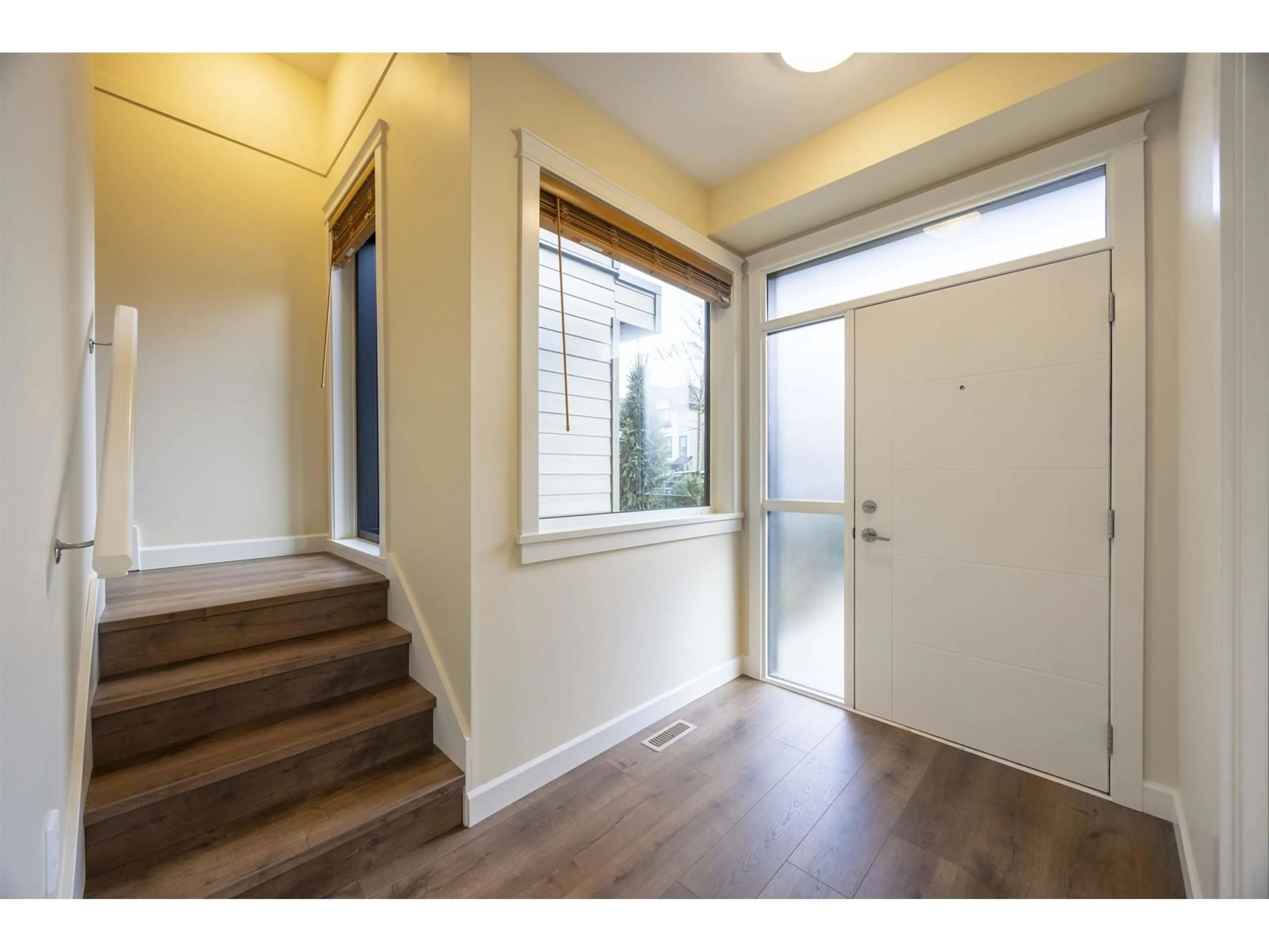 Indoor entryway, wood floors for 7 8567 204 STREET, Langley British Columbia V2Y3R2