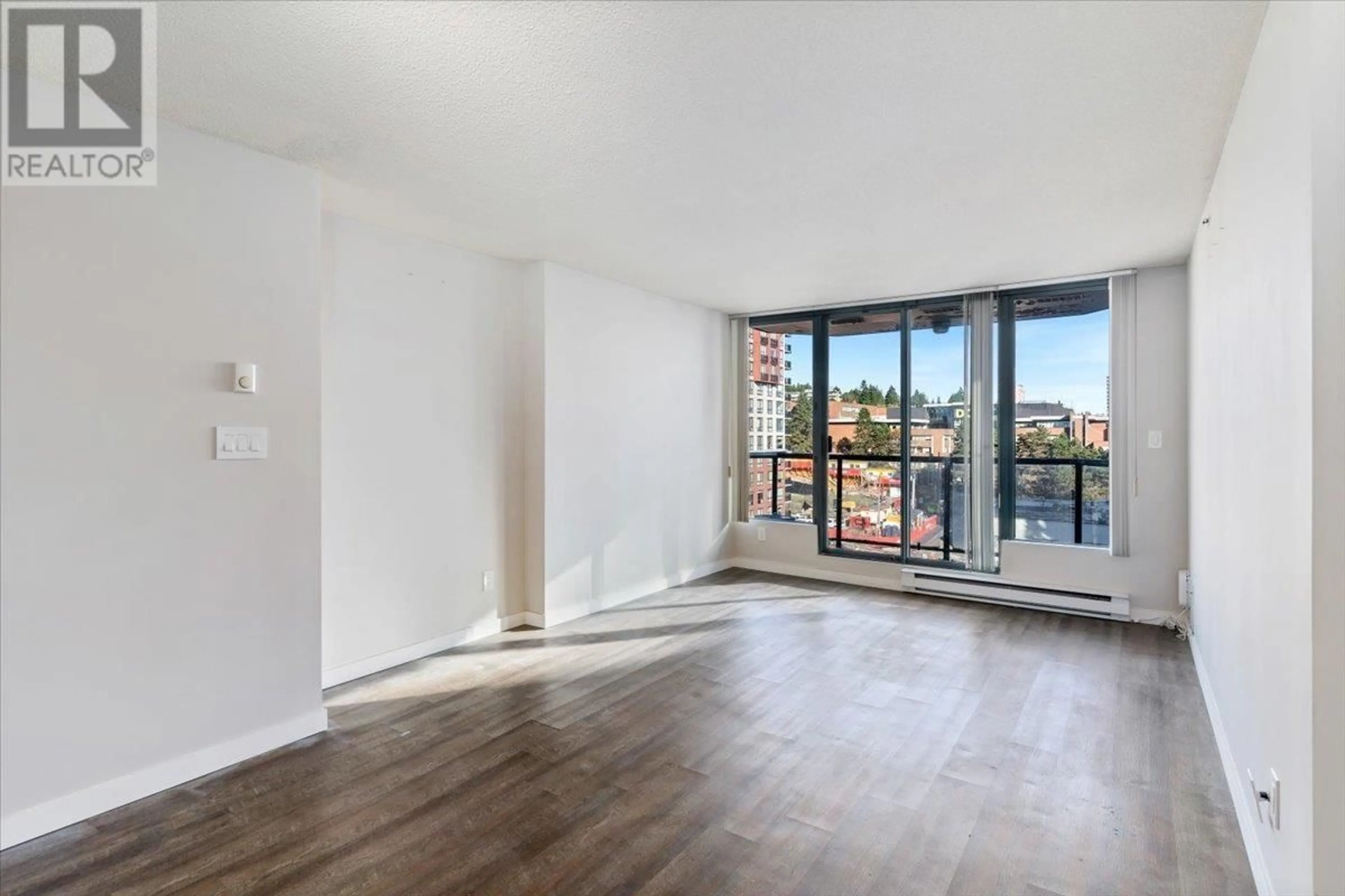 A pic of a room, wood floors for 1203 838 AGNES STREET, New Westminster British Columbia V3M6R3