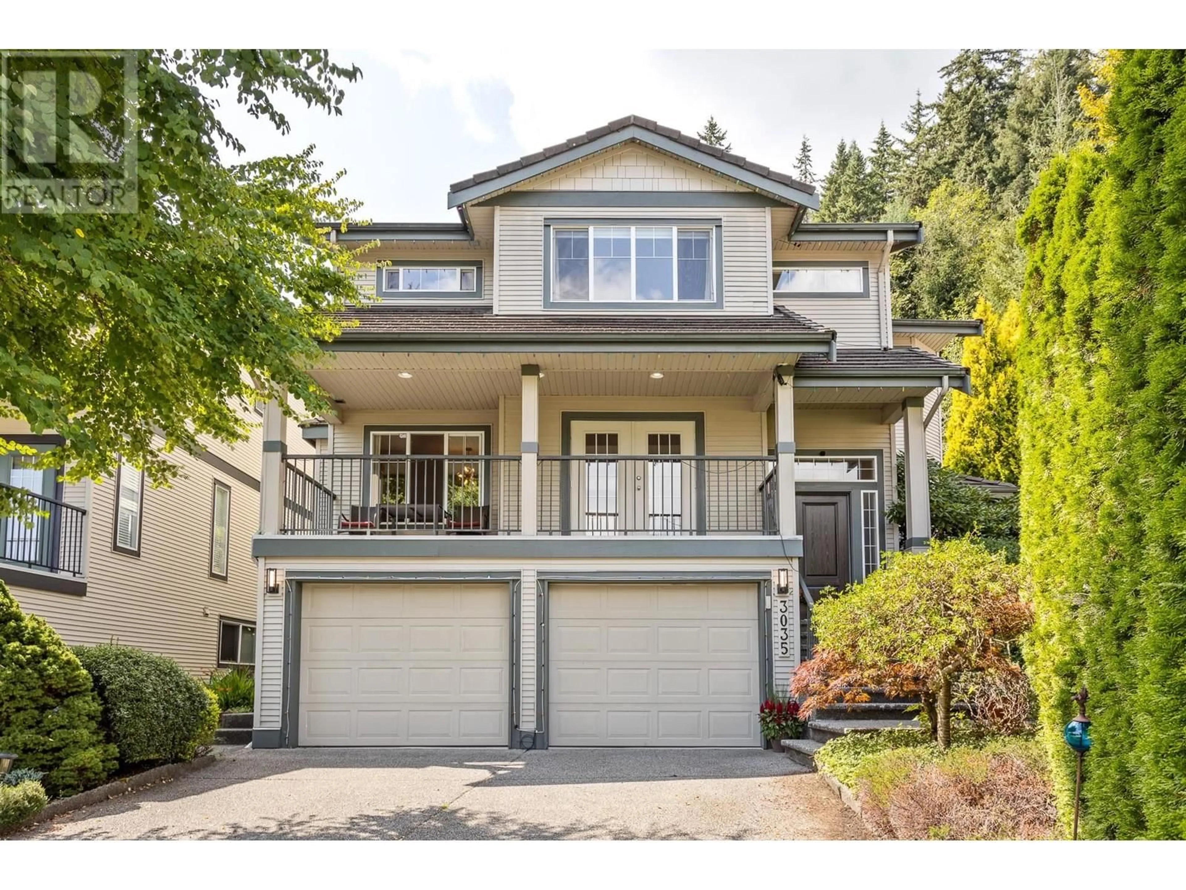 Frontside or backside of a home, the street view for 3035 SIENNA COURT, Coquitlam British Columbia V3E3N7