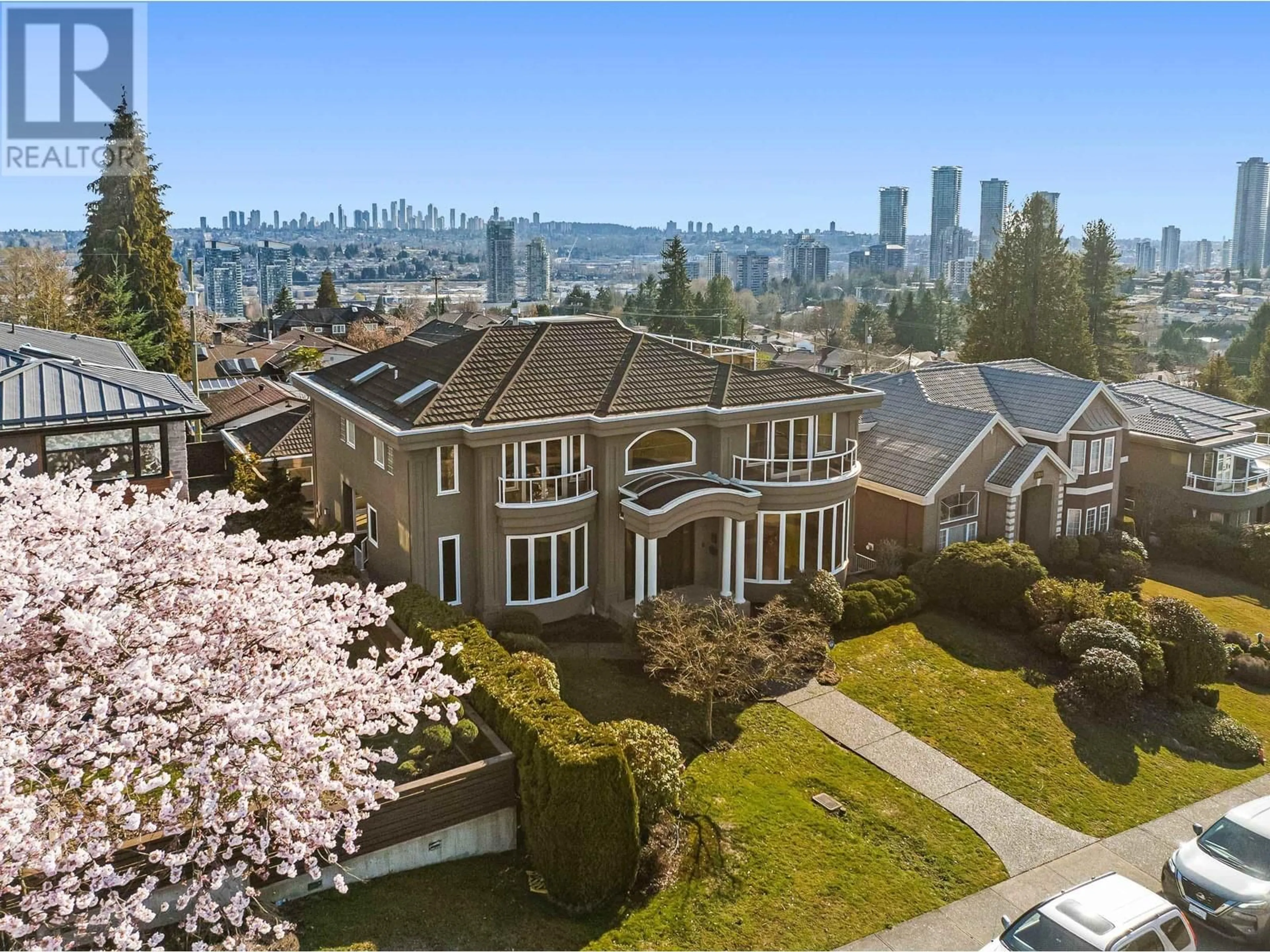 A pic from exterior of the house or condo, the fenced backyard for 5770 CHARLES STREET, Burnaby British Columbia V5B2G4