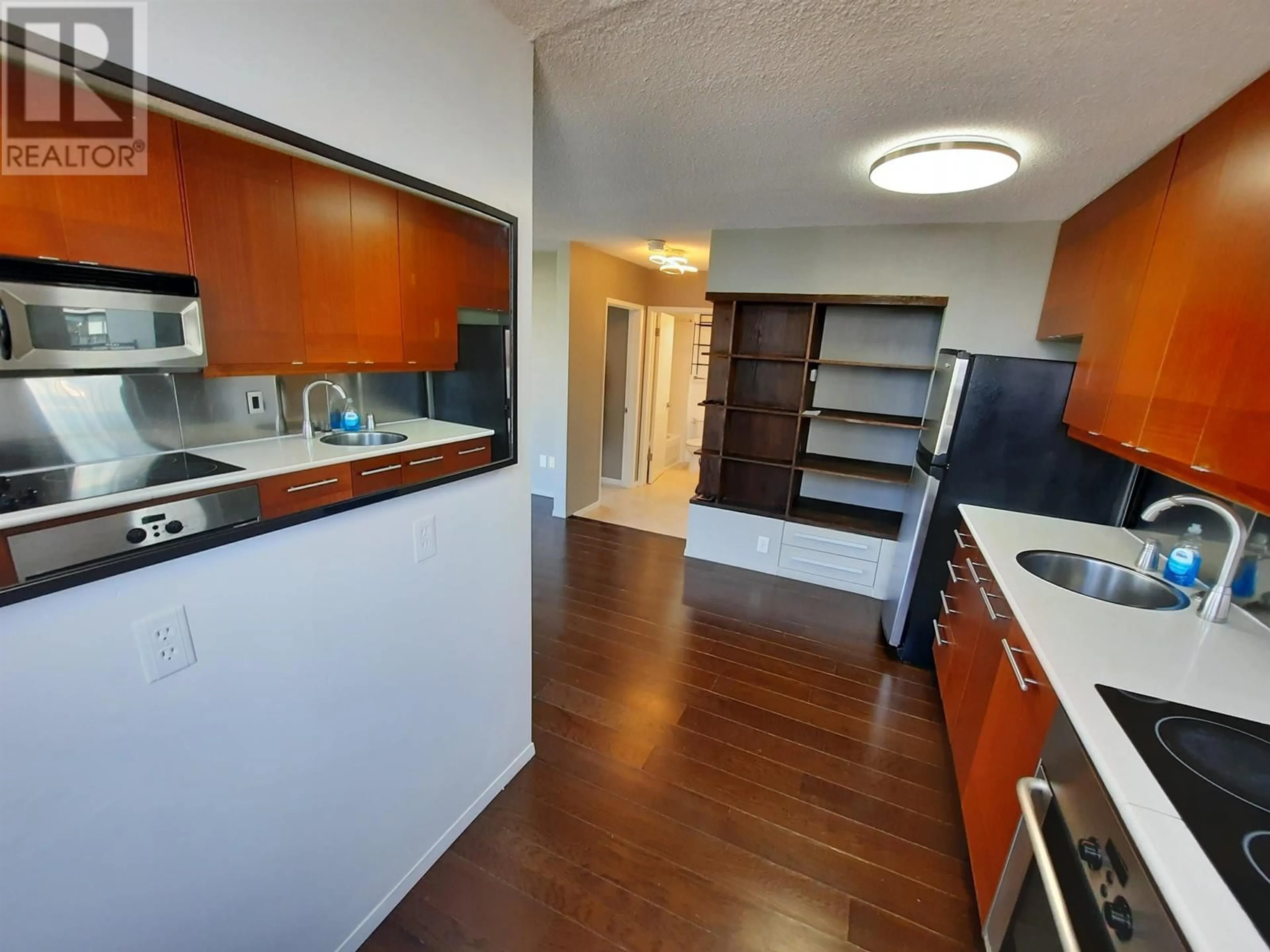 Standard kitchen, wood floors for 702 1534 HARWOOD STREET, Vancouver British Columbia V6G1X9