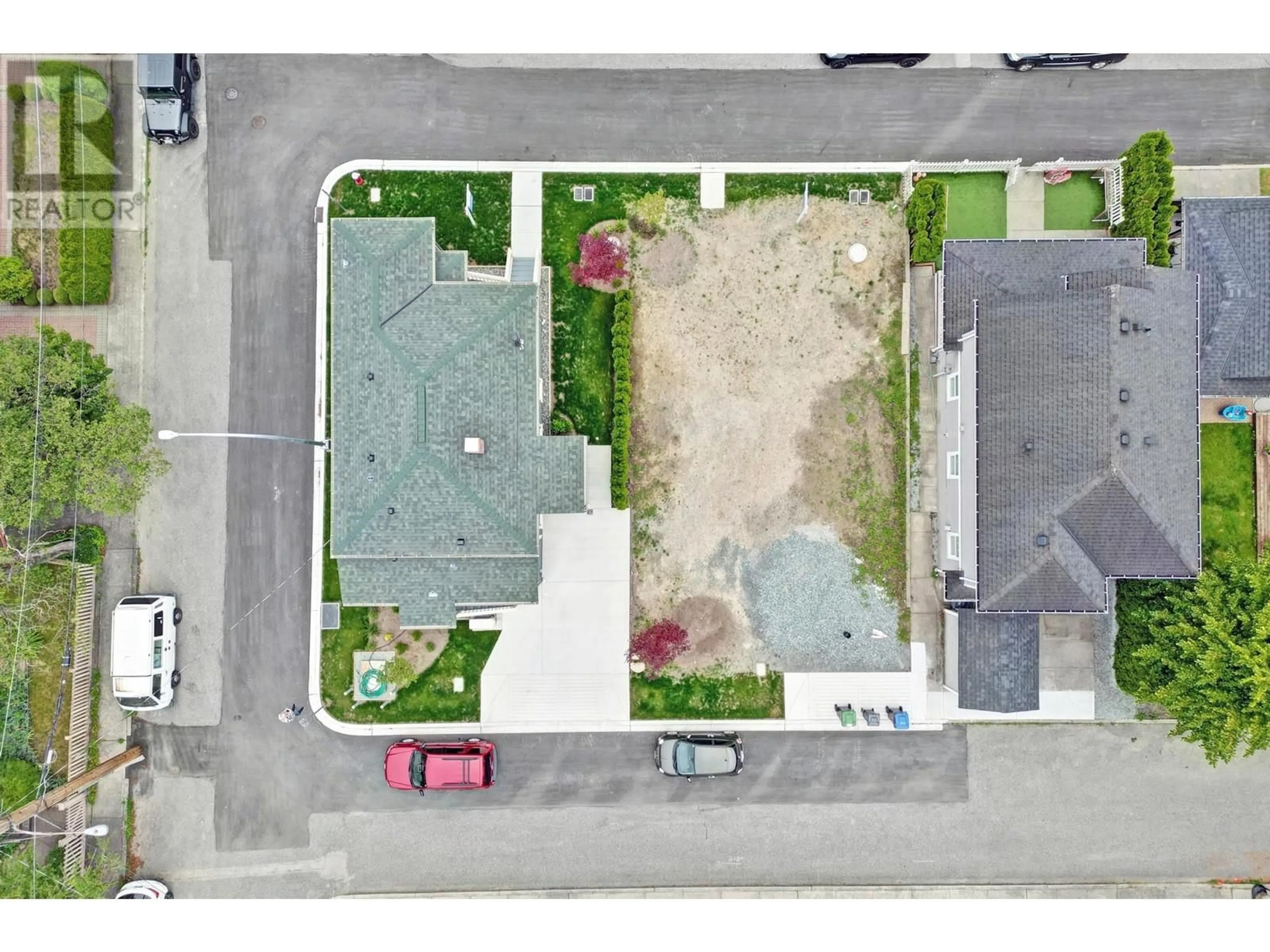 Frontside or backside of a home, the street view for 219 TOWNSEND PLACE, New Westminster British Columbia V3L1L4