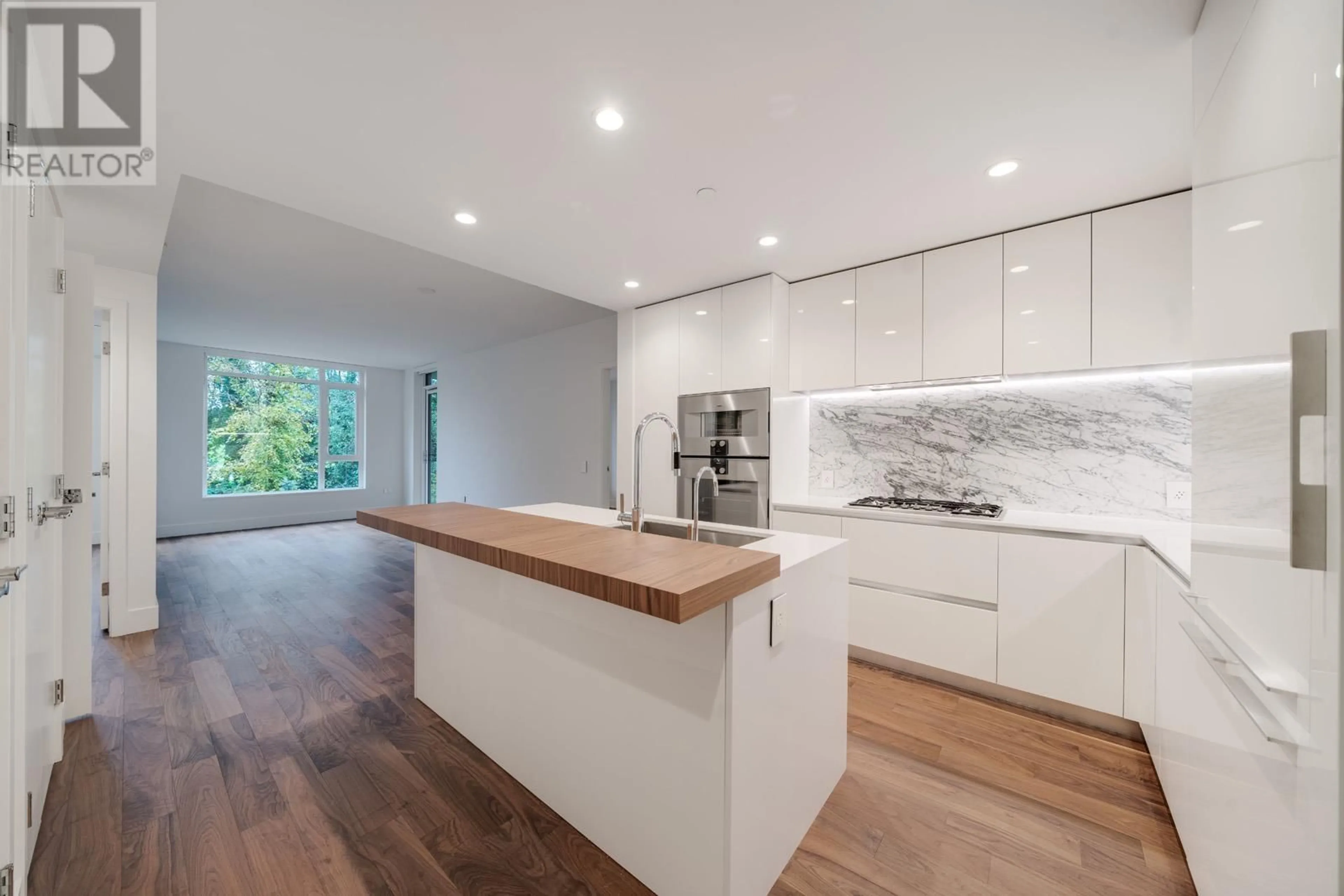 Open concept kitchen for 304 7428 ALBERTA STREET, Vancouver British Columbia V5X0J5