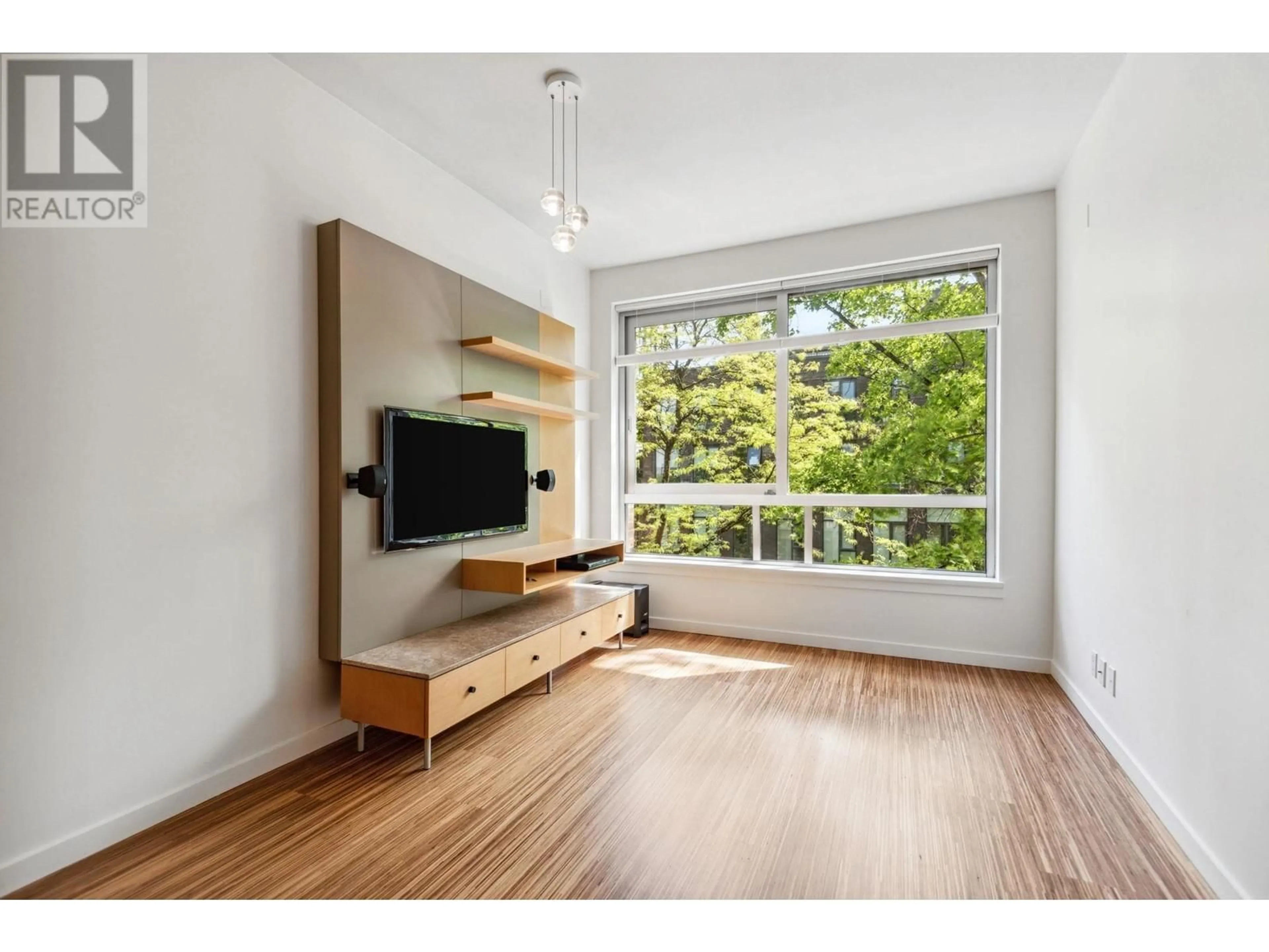 Living room, wood floors for 504 36 WATER STREET, Vancouver British Columbia V6B0B7