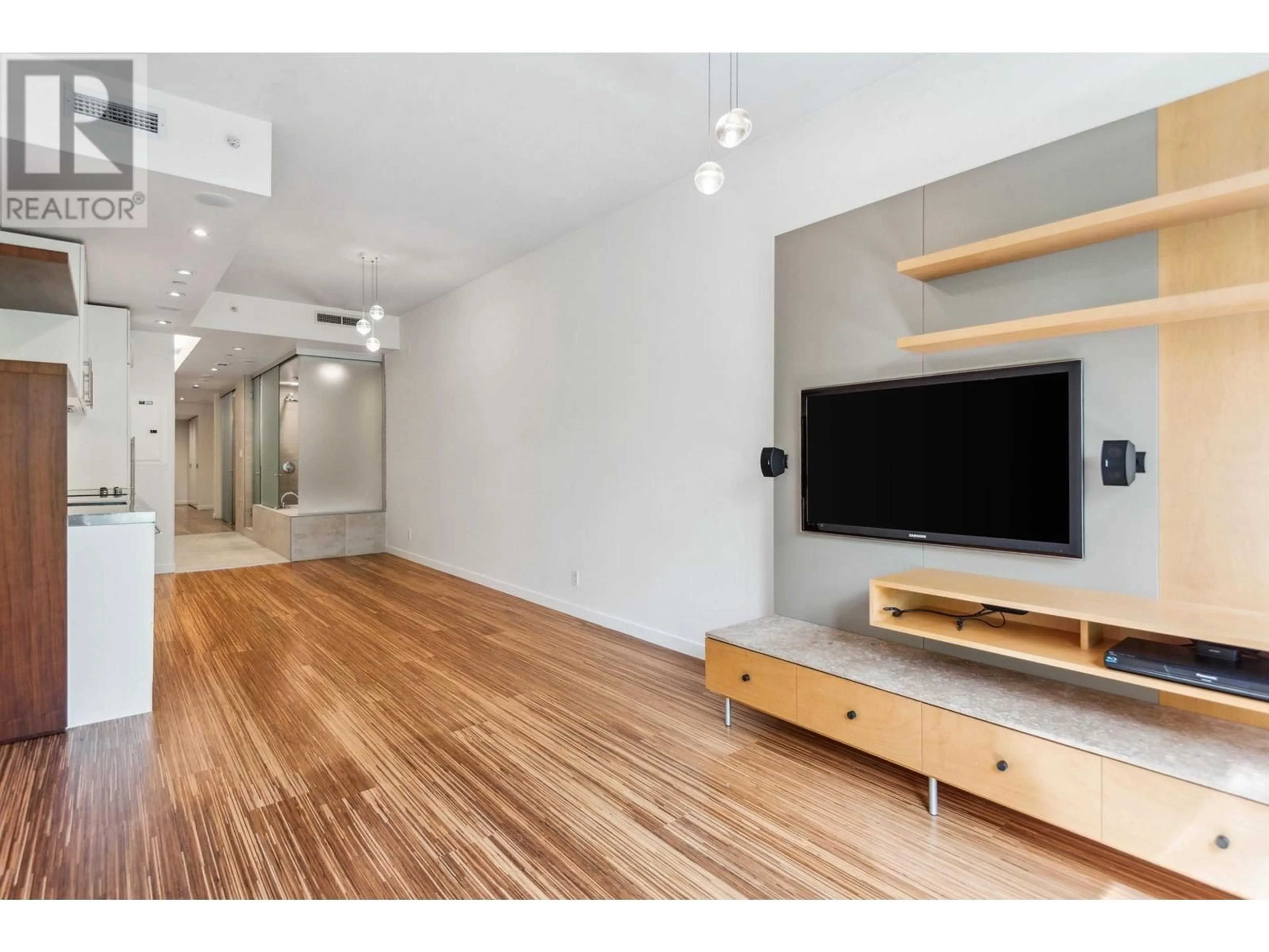 Other indoor space, wood floors for 504 36 WATER STREET, Vancouver British Columbia V6B0B7