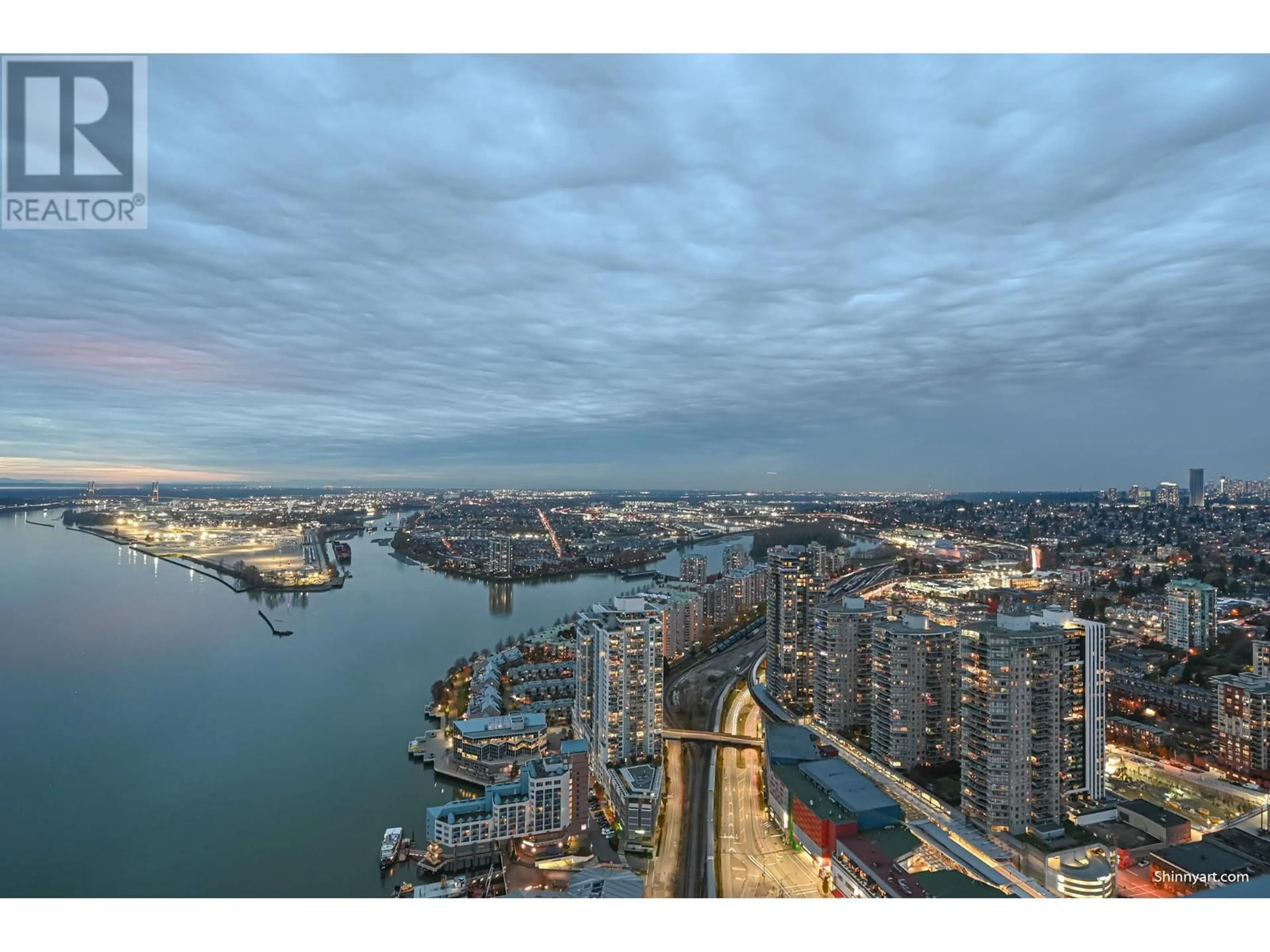 A pic from exterior of the house or condo, the view of city buildings for 4804 680 QUAYSIDE DRIVE, New Westminster British Columbia V3M0P2