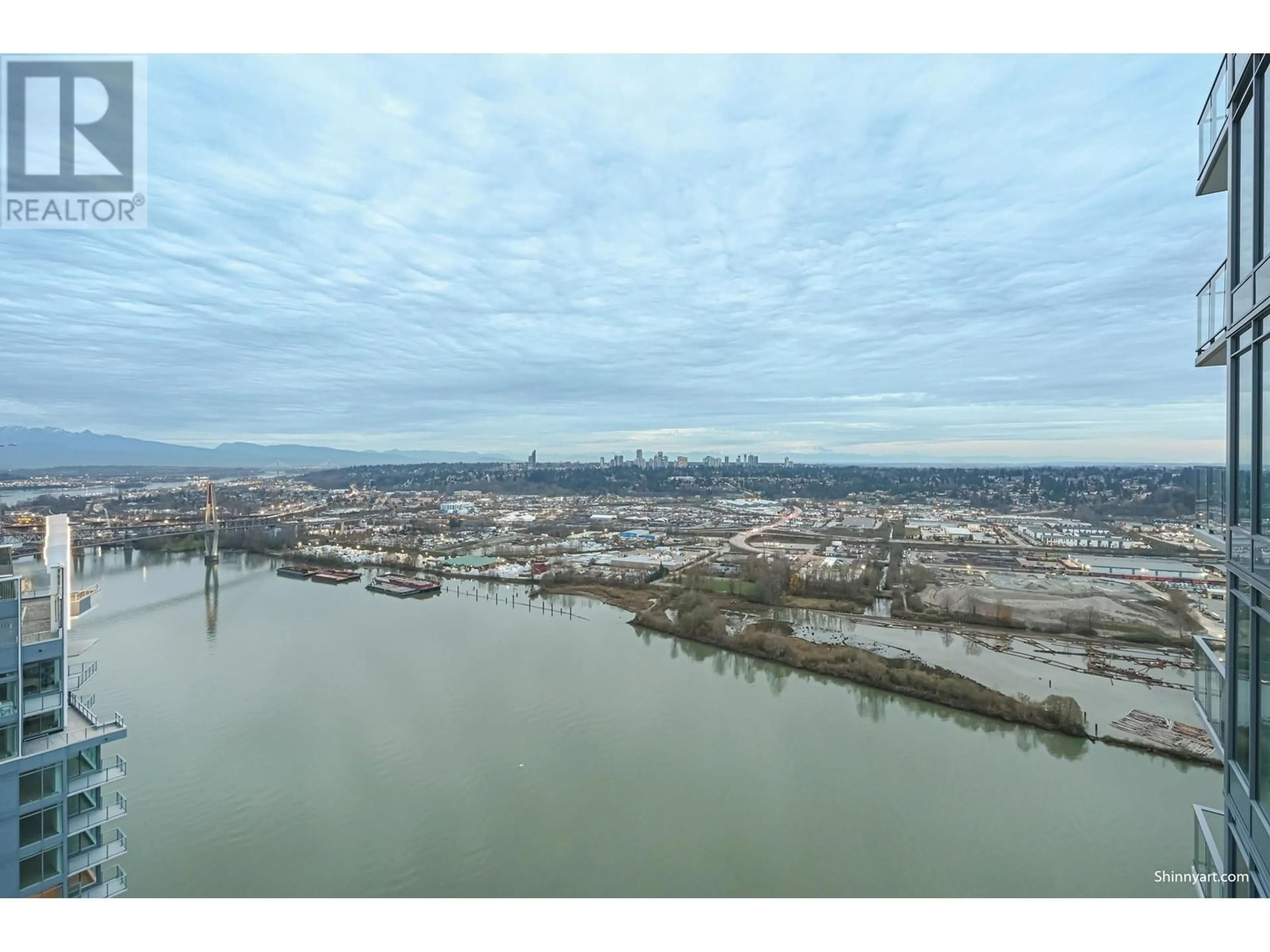 A pic from exterior of the house or condo, the view of lake or river for 4804 680 QUAYSIDE DRIVE, New Westminster British Columbia V3M0P2