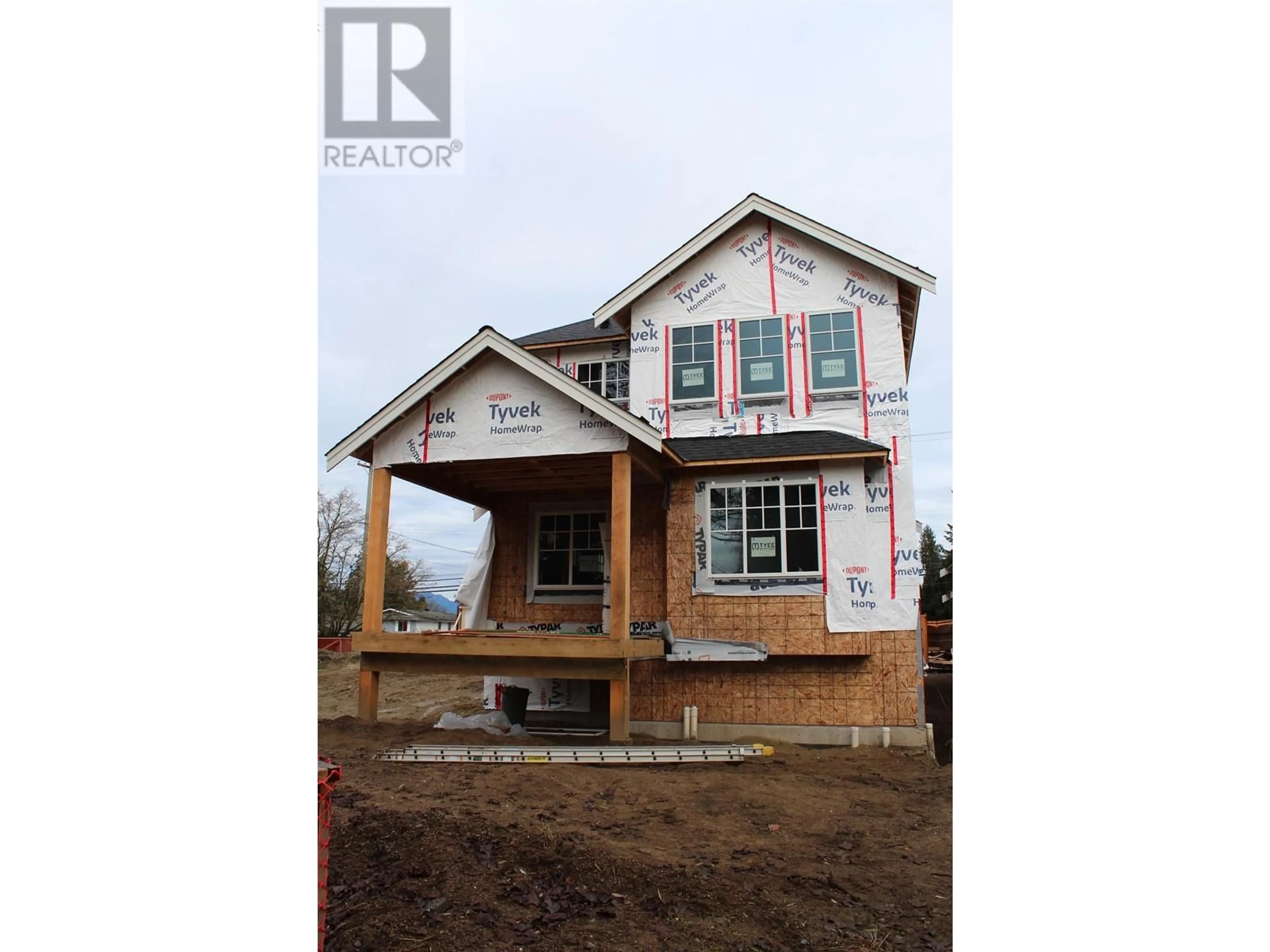 Frontside or backside of a home, cottage for 19564 HAMMOND ROAD, Pitt Meadows British Columbia V3Y1L5