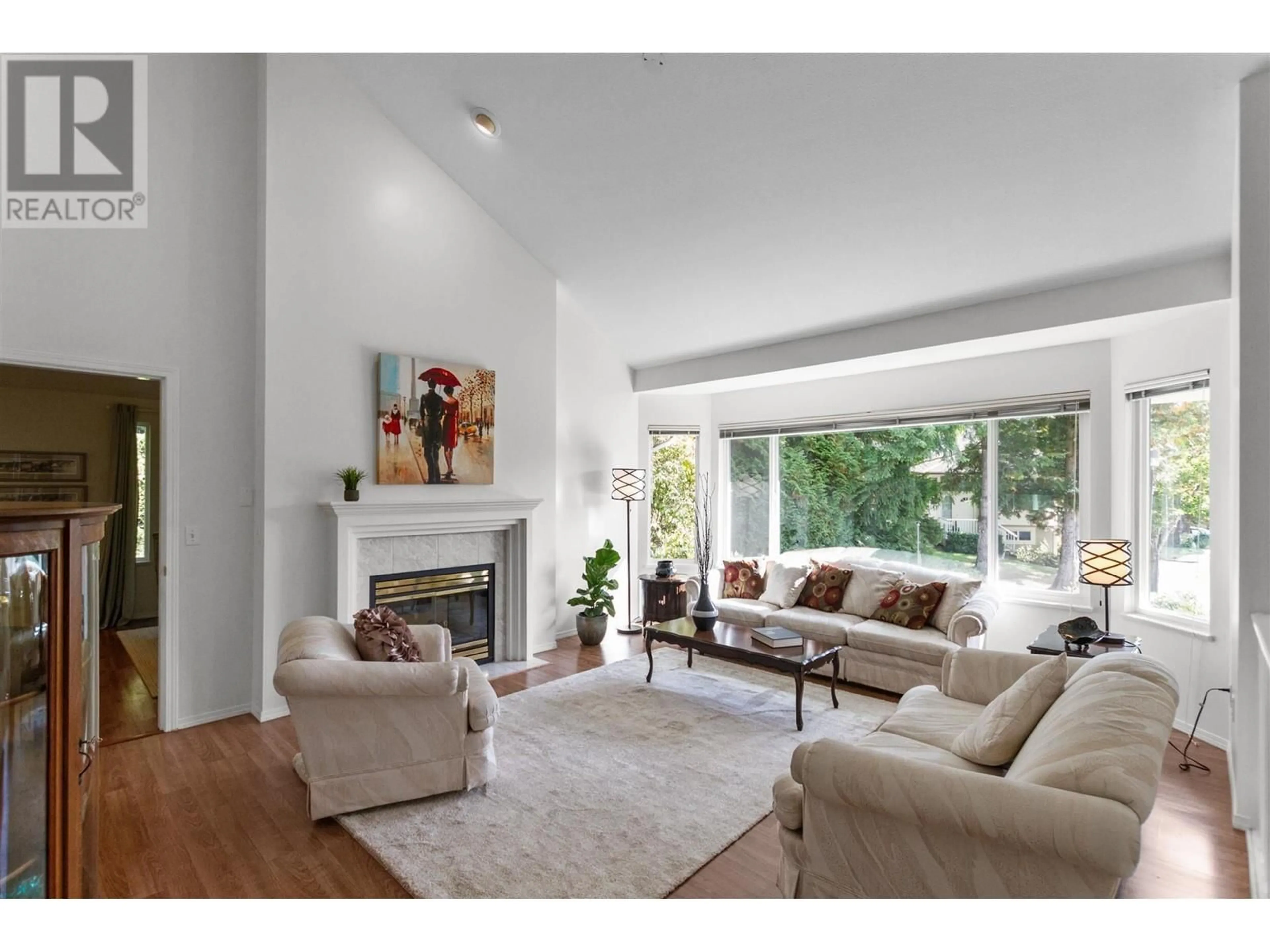 Living room, wood floors for 39 101 PARKSIDE DRIVE, Port Moody British Columbia V3H4W6