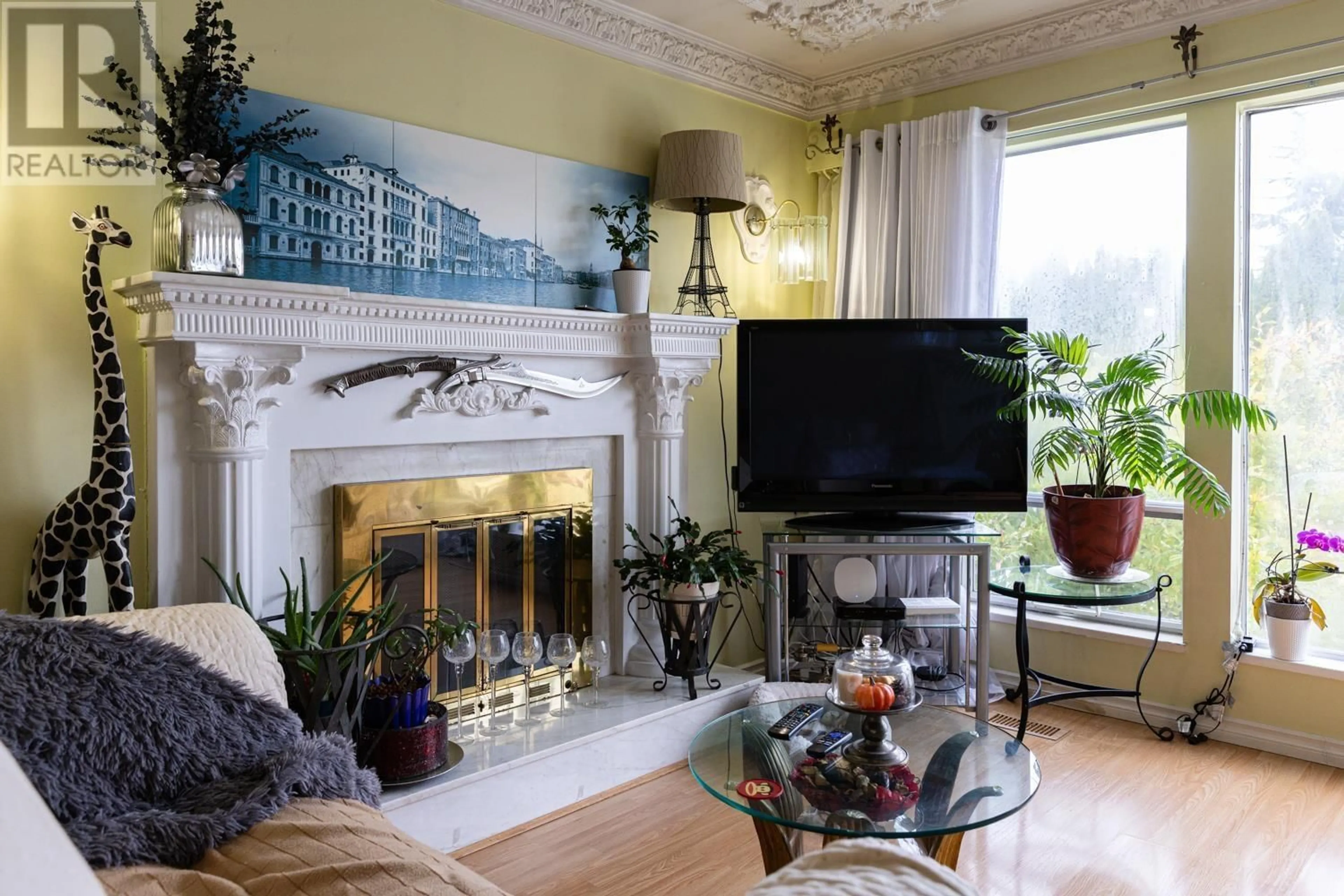 Living room with furniture, unknown for 4940 GROAT AVENUE, Richmond British Columbia V7E5E3