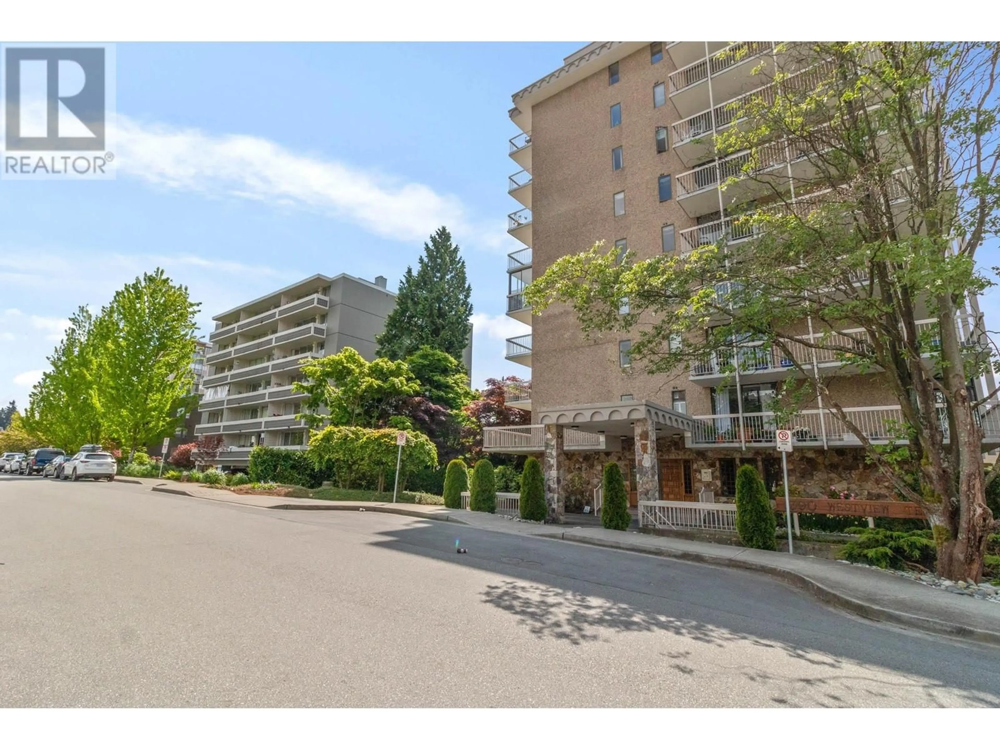 A pic from exterior of the house or condo, the street view for 203 1390 DUCHESS AVENUE, West Vancouver British Columbia V7T1H6