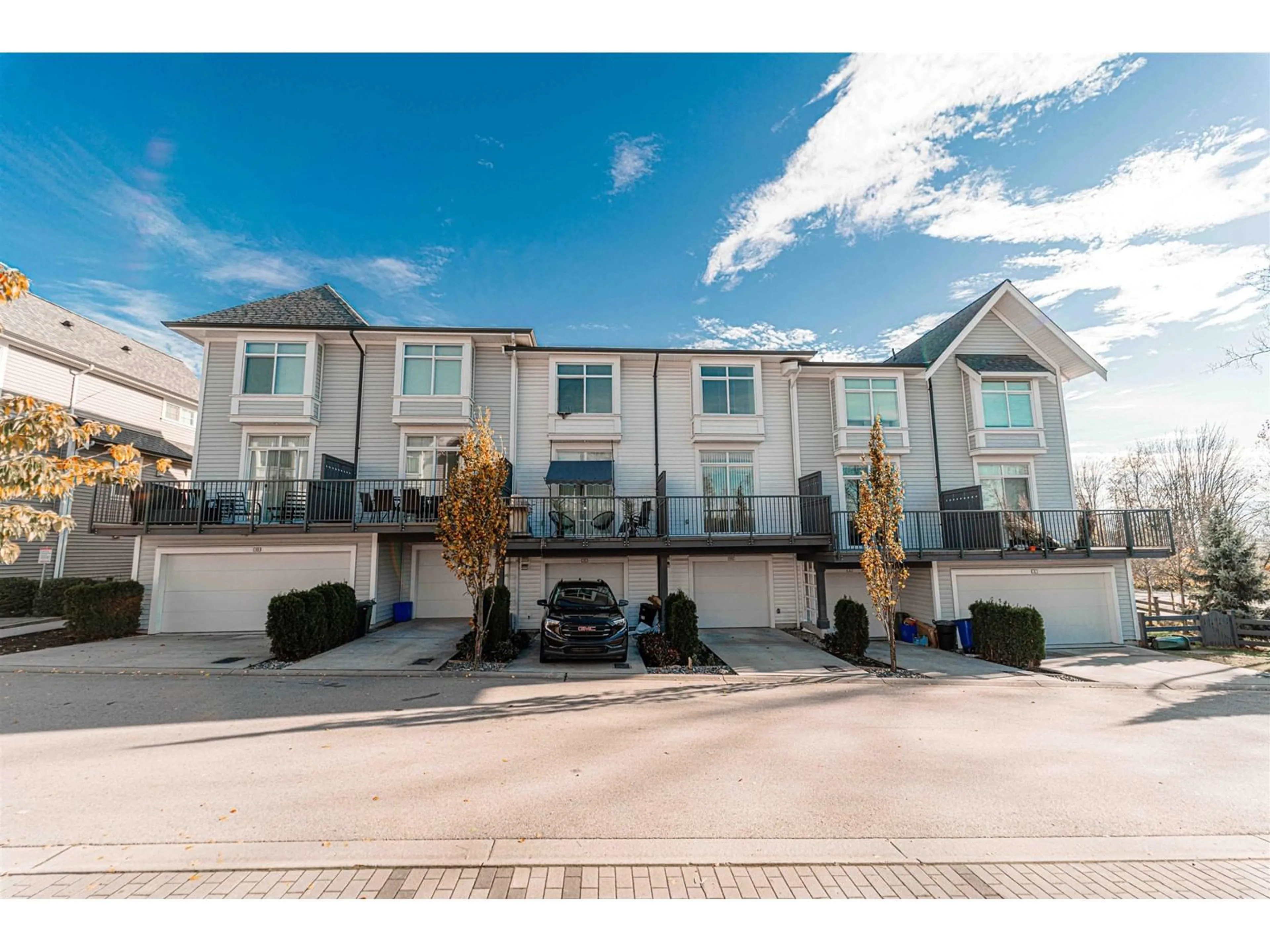 A pic from exterior of the house or condo, the street view for 12 2838 LIVINGSTONE AVENUE, Abbotsford British Columbia V2T0J1