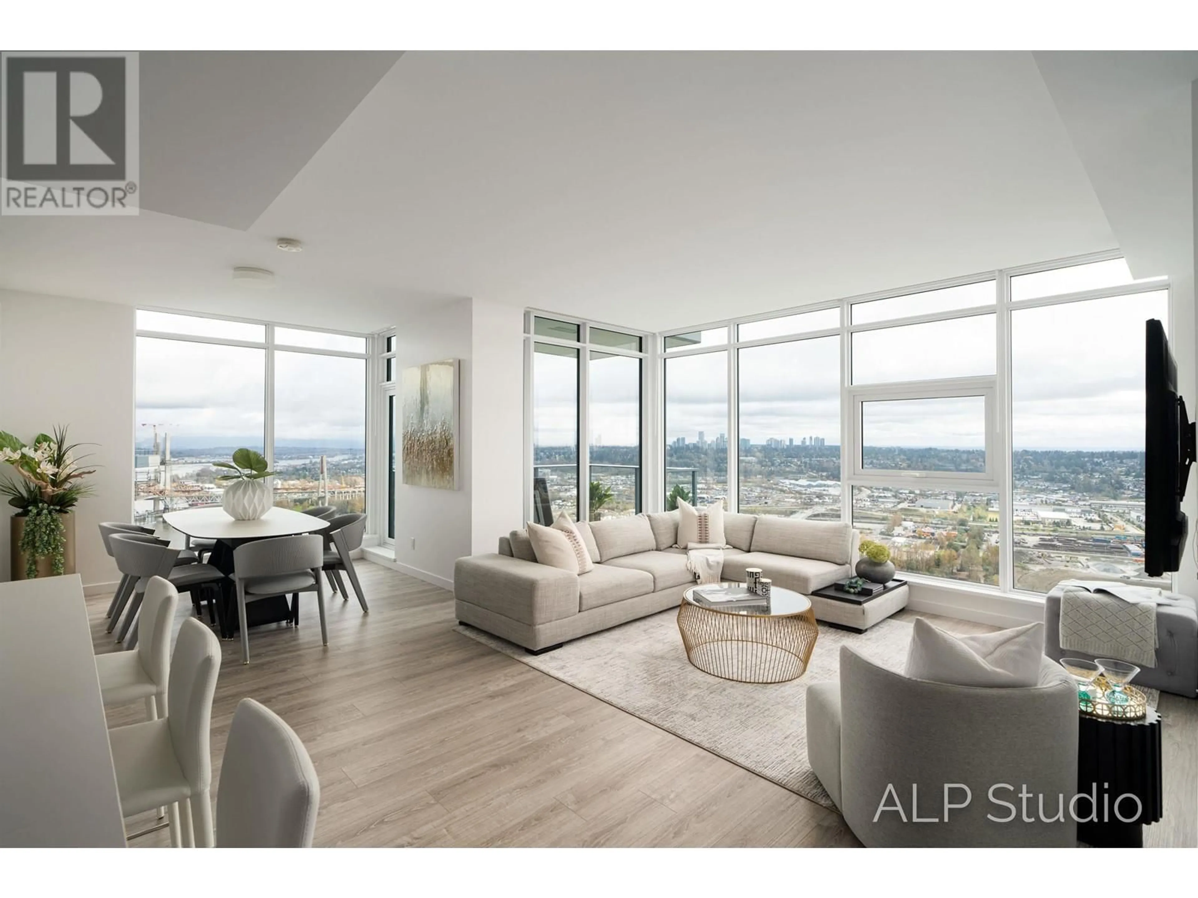 Living room, wood floors for 4405 680 QUAYSIDE DRIVE, New Westminster British Columbia V3M0P2