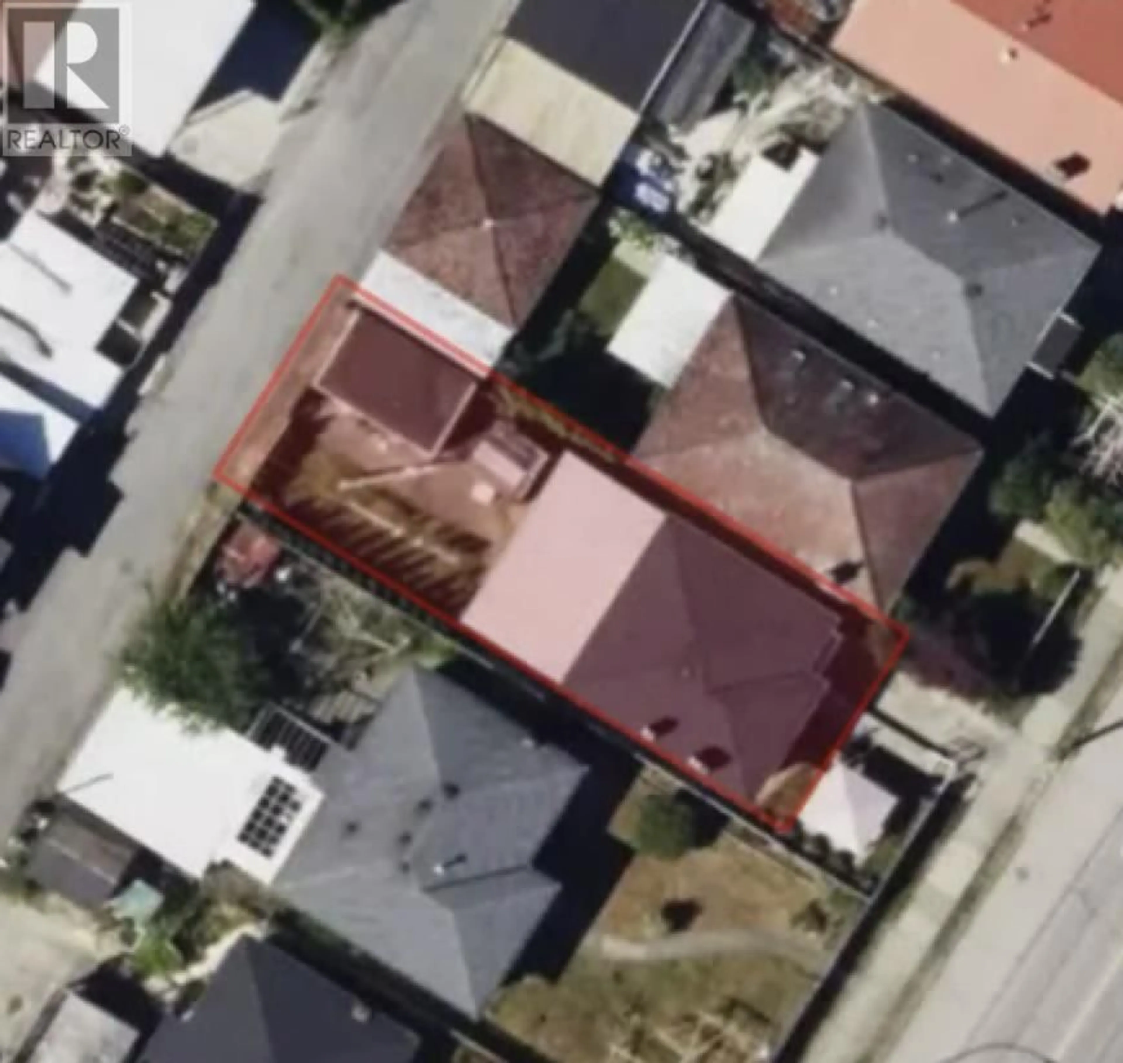 A pic from outside/outdoor area/front of a property/back of a property/a pic from drone, street for 4939 RUPERT STREET, Vancouver British Columbia V5R2J6
