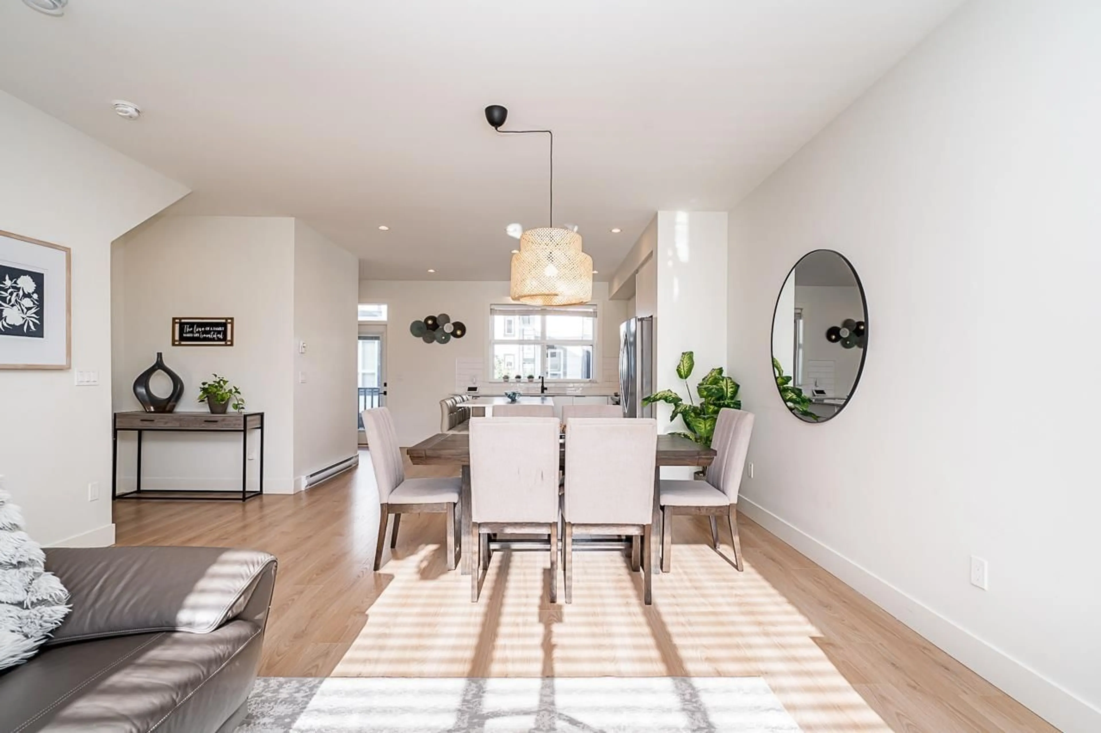 Dining room, wood floors for 59 19255 ALOHA DRIVE, Surrey British Columbia V4N6T8