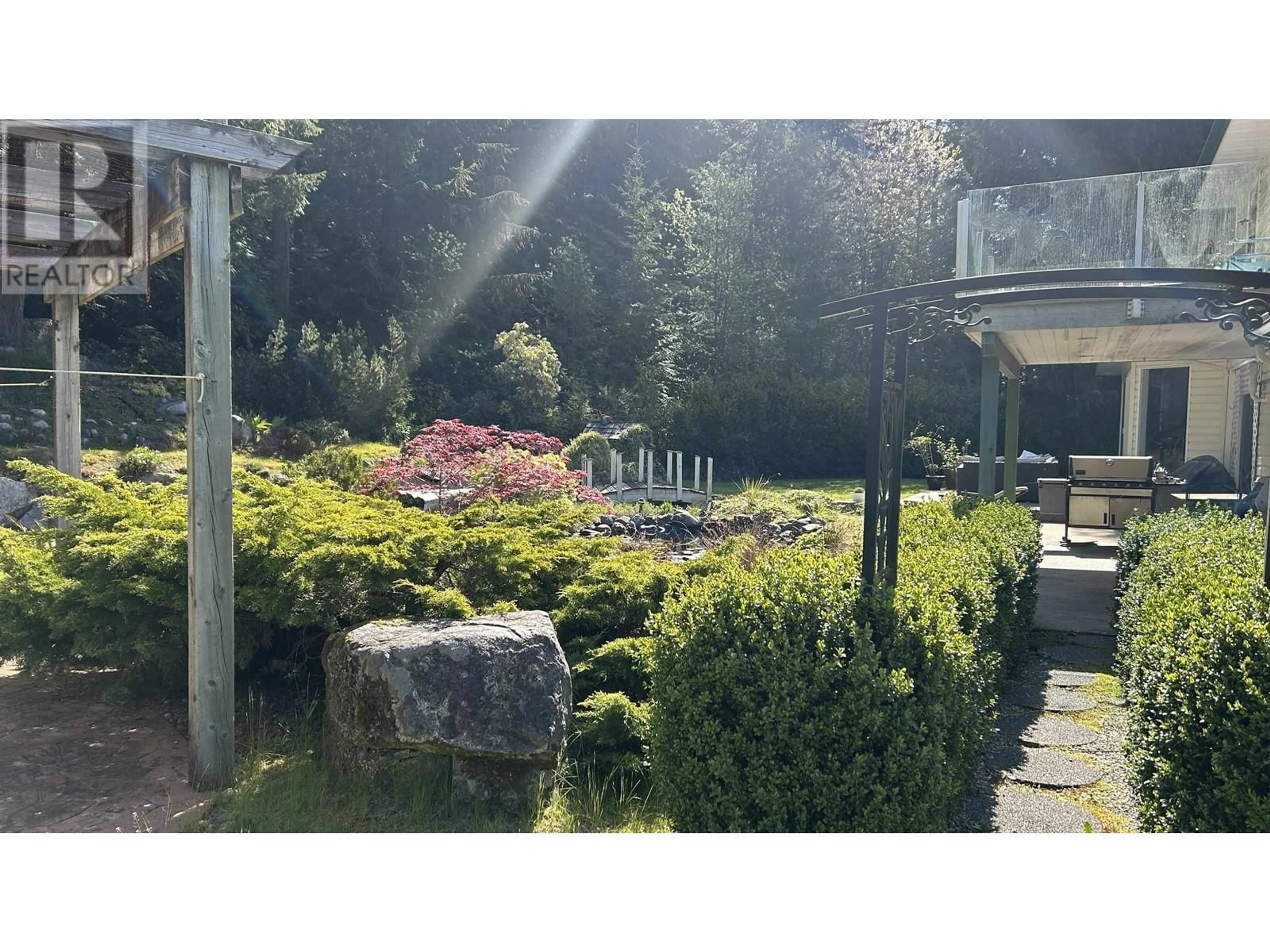 A pic from outside/outdoor area/front of a property/back of a property/a pic from drone, unknown for 1270 REED ROAD, Gibsons British Columbia V0N1V7