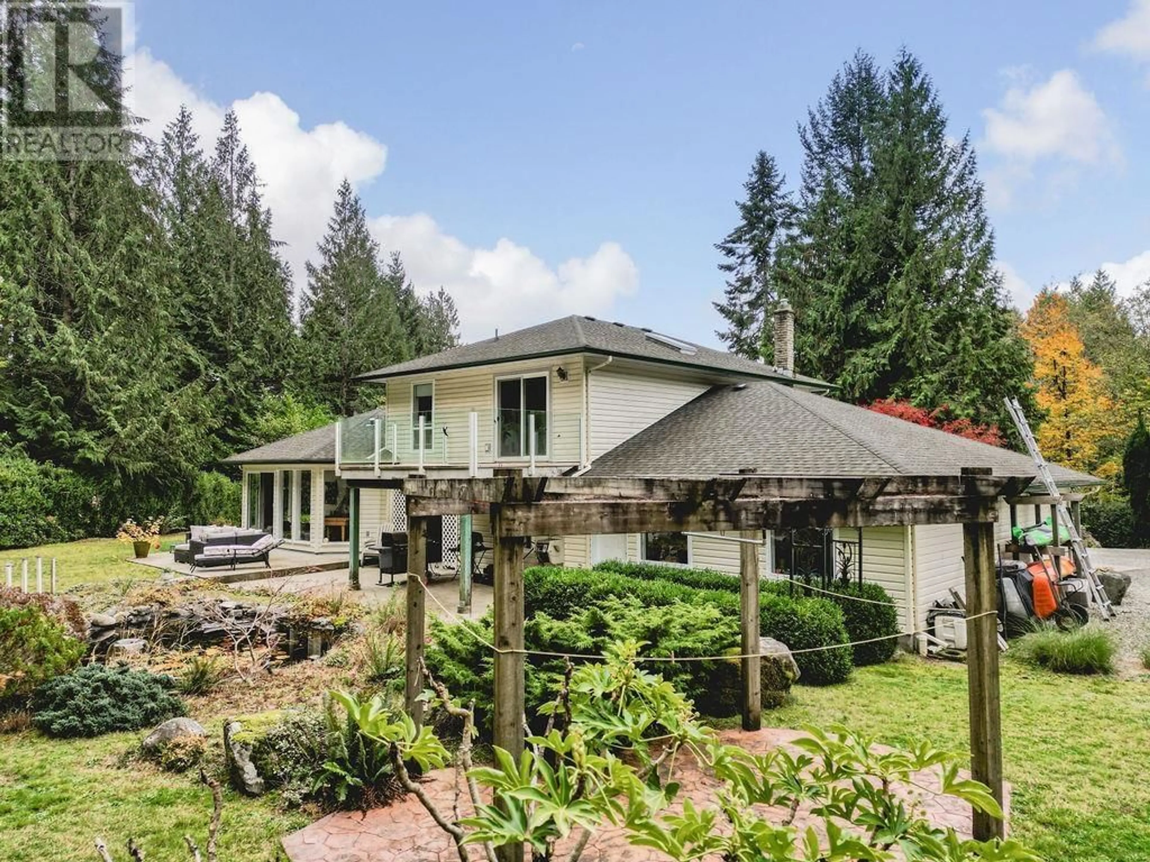 Patio, water/lake/river/ocean view for 1270 REED ROAD, Gibsons British Columbia V0N1V7