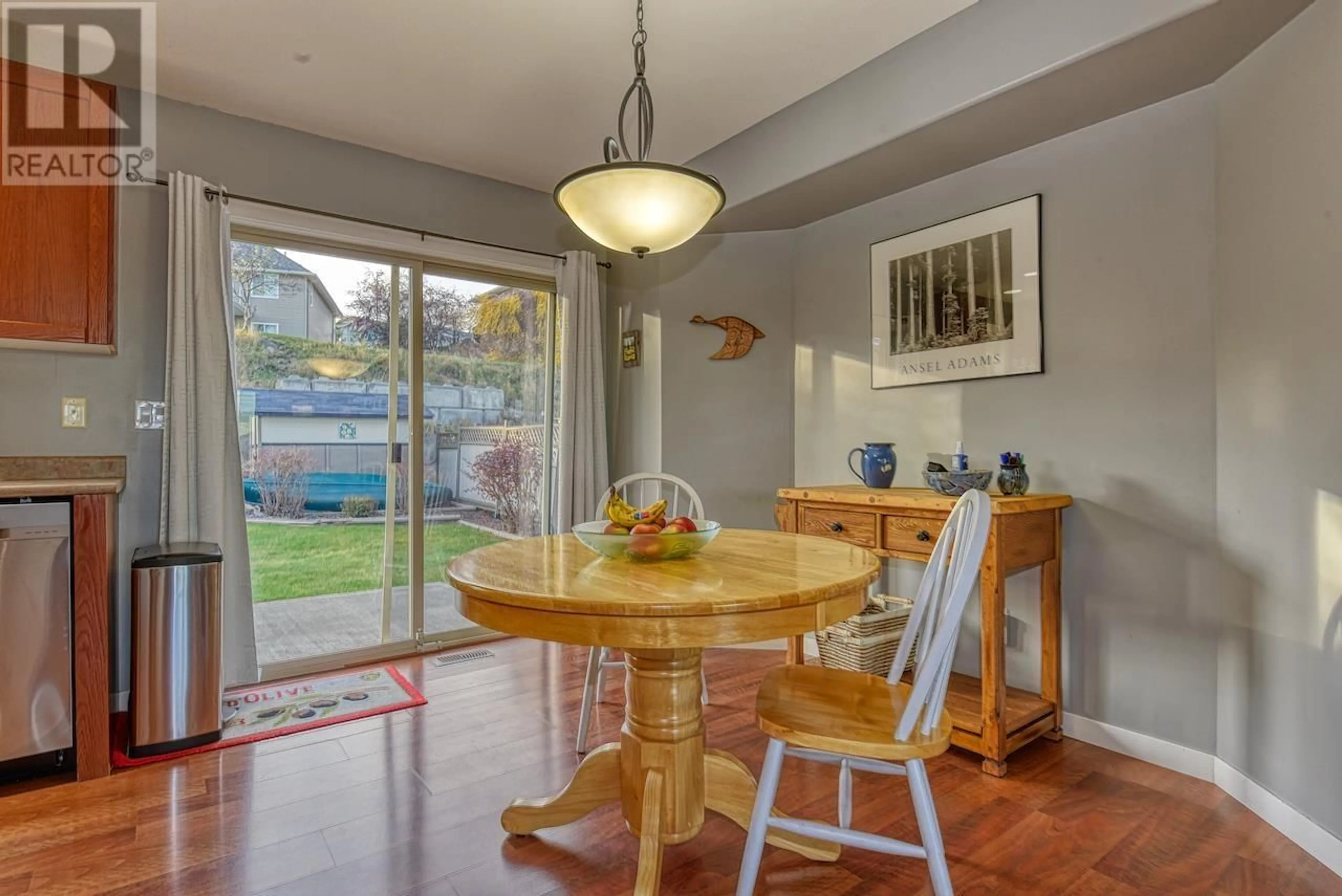 Dining room, wood floors, cottage for 211 FOSTER WAY, Williams Lake British Columbia V2G5N5