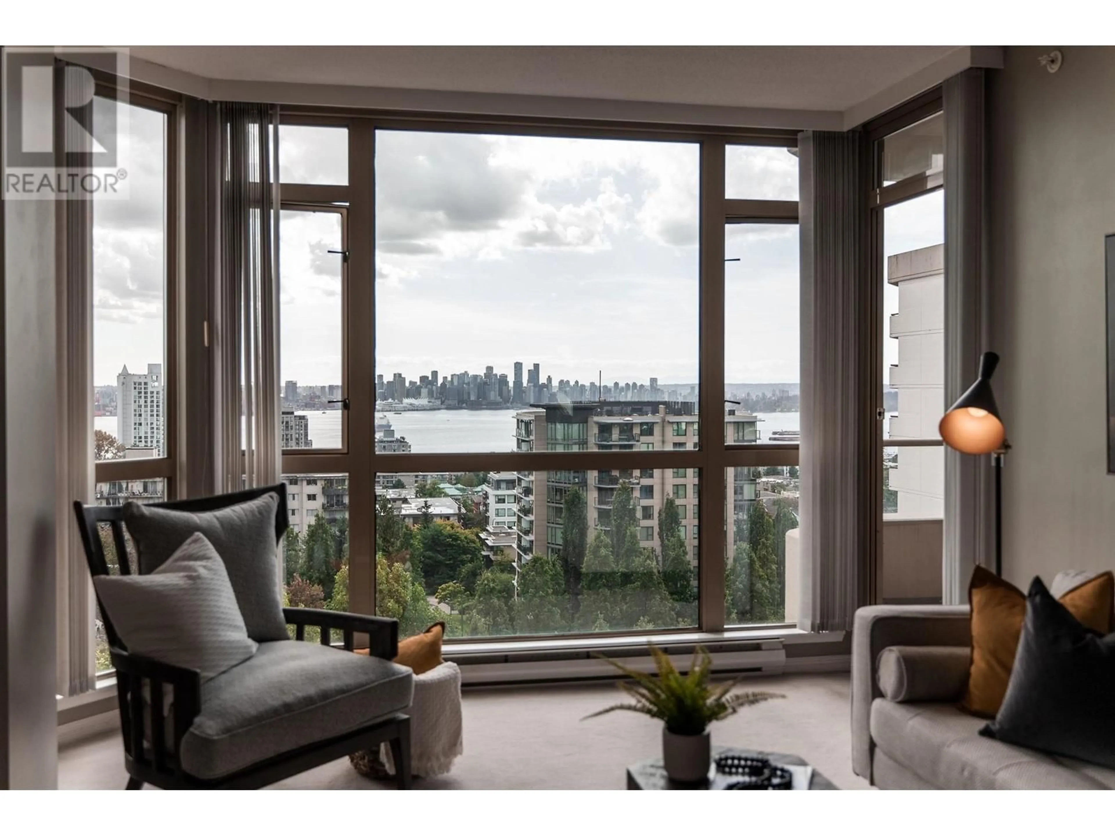 Living room, wood floors for 803 160 W KEITH ROAD, North Vancouver British Columbia V7M3M2