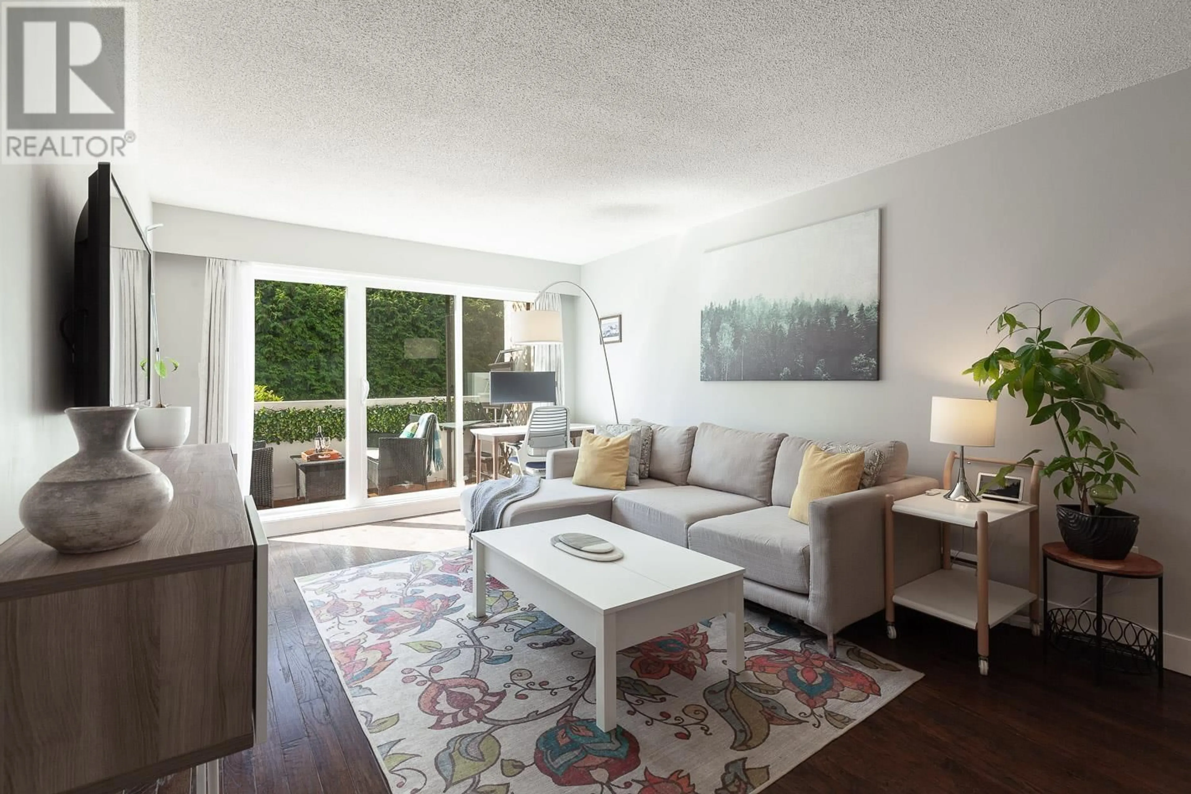 Living room, wood floors for 303 2450 CORNWALL AVENUE, Vancouver British Columbia V6K1B8