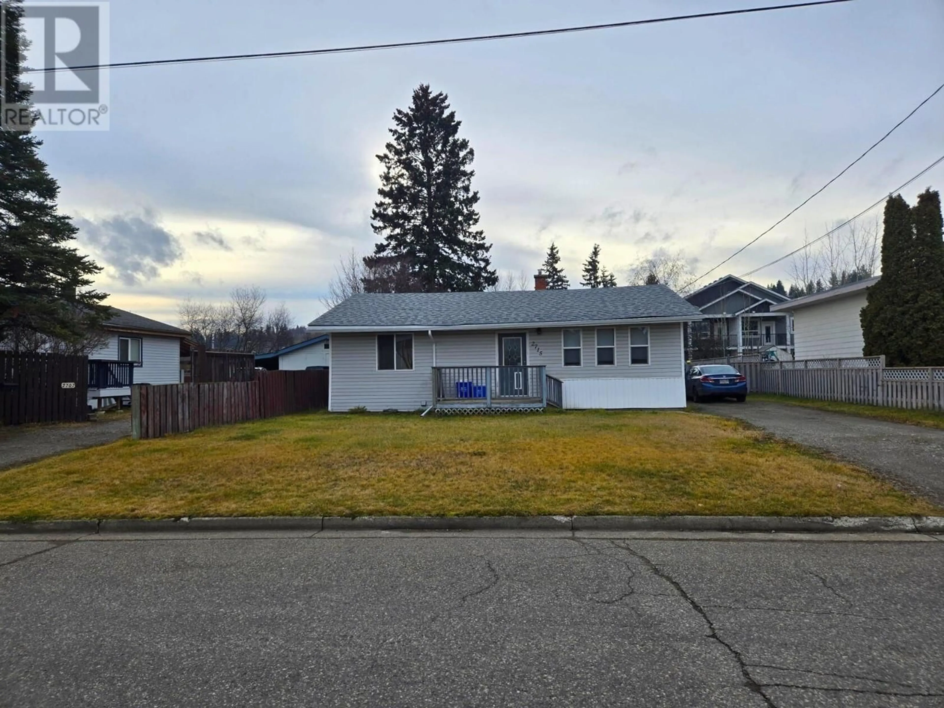 Frontside or backside of a home, the street view for 2715 MERRITT ROAD, Prince George British Columbia V2N1M5