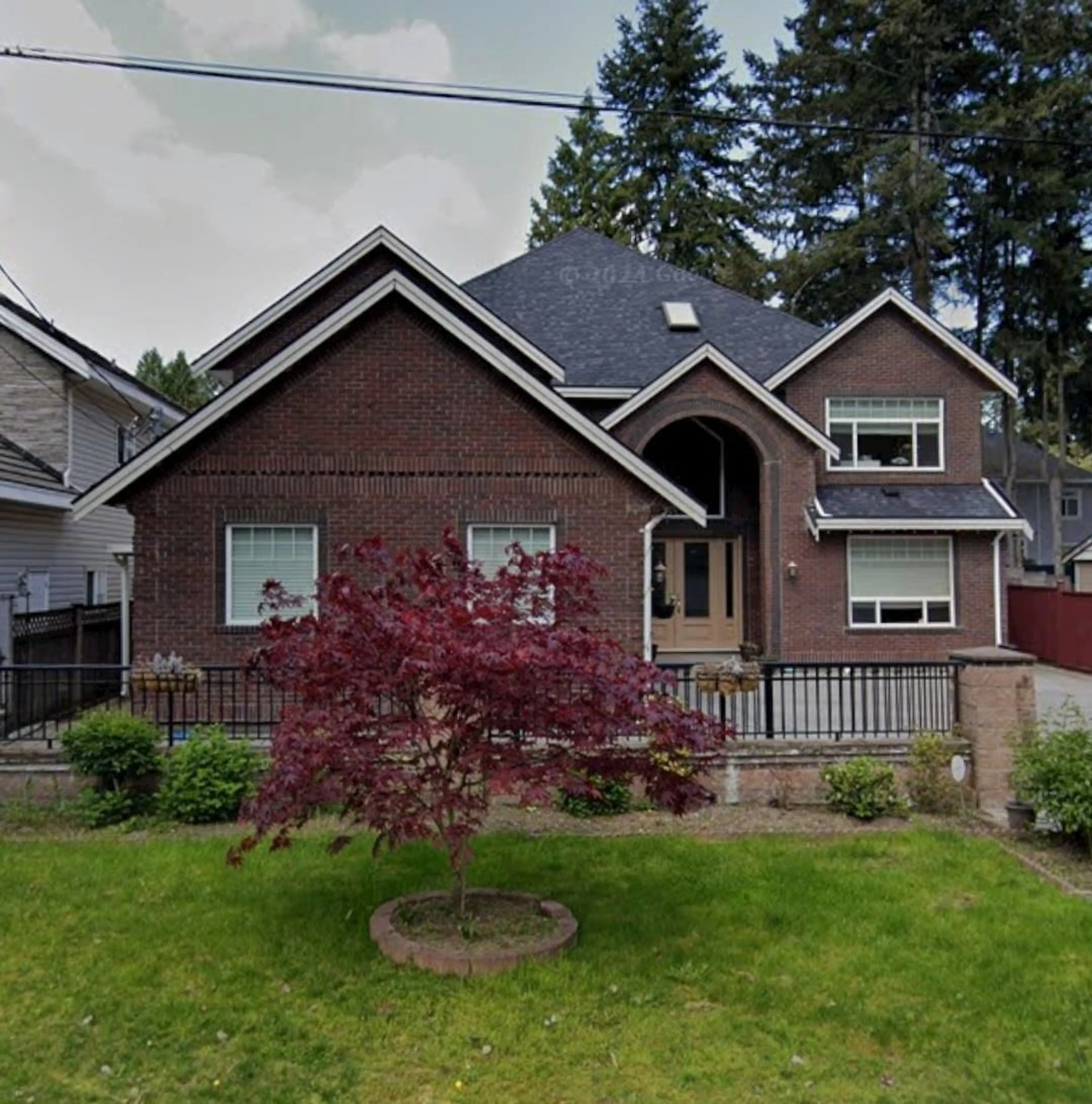 Frontside or backside of a home, the street view for 15119 91A AVENUE, Surrey British Columbia V3R1B8