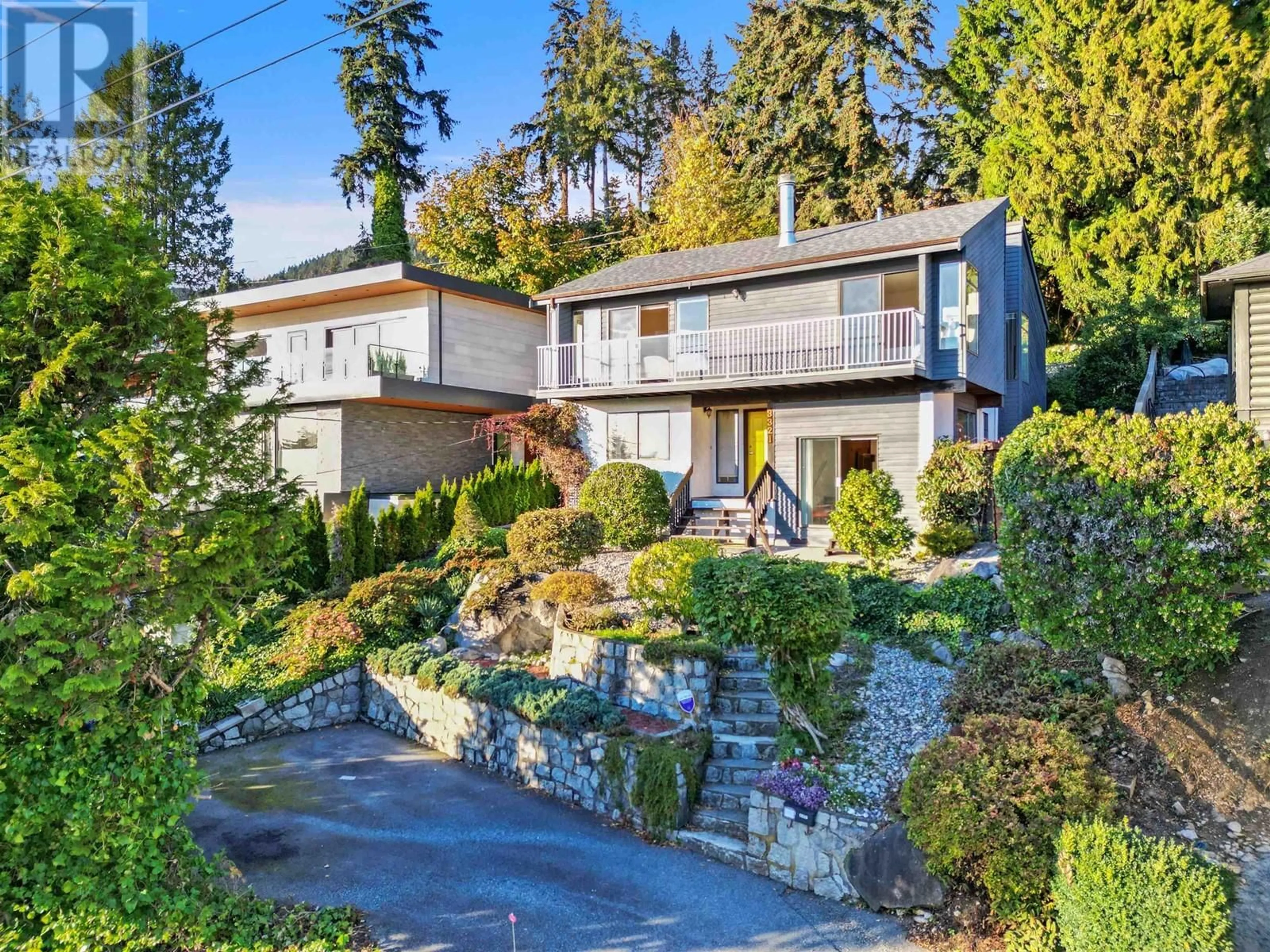 Frontside or backside of a home, cottage for 3321 MARINE DRIVE, West Vancouver British Columbia V7V1M8