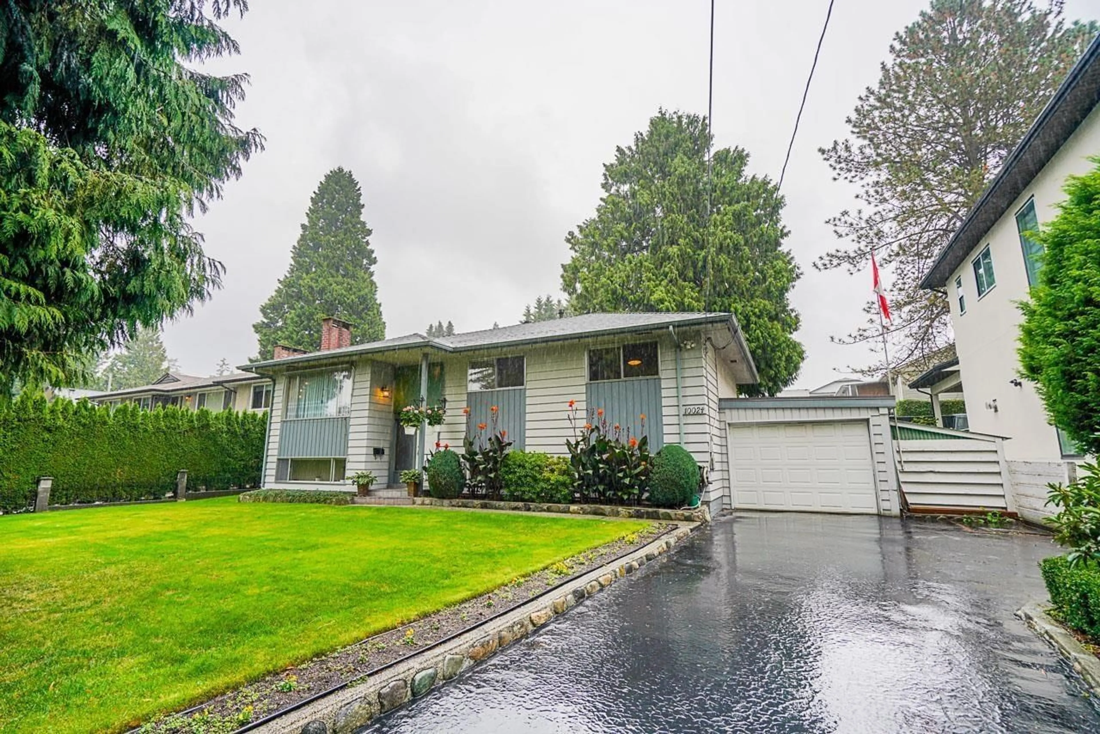 Frontside or backside of a home, cottage for 10024 SEMIAHMOO ROAD, Surrey British Columbia V3T3M8