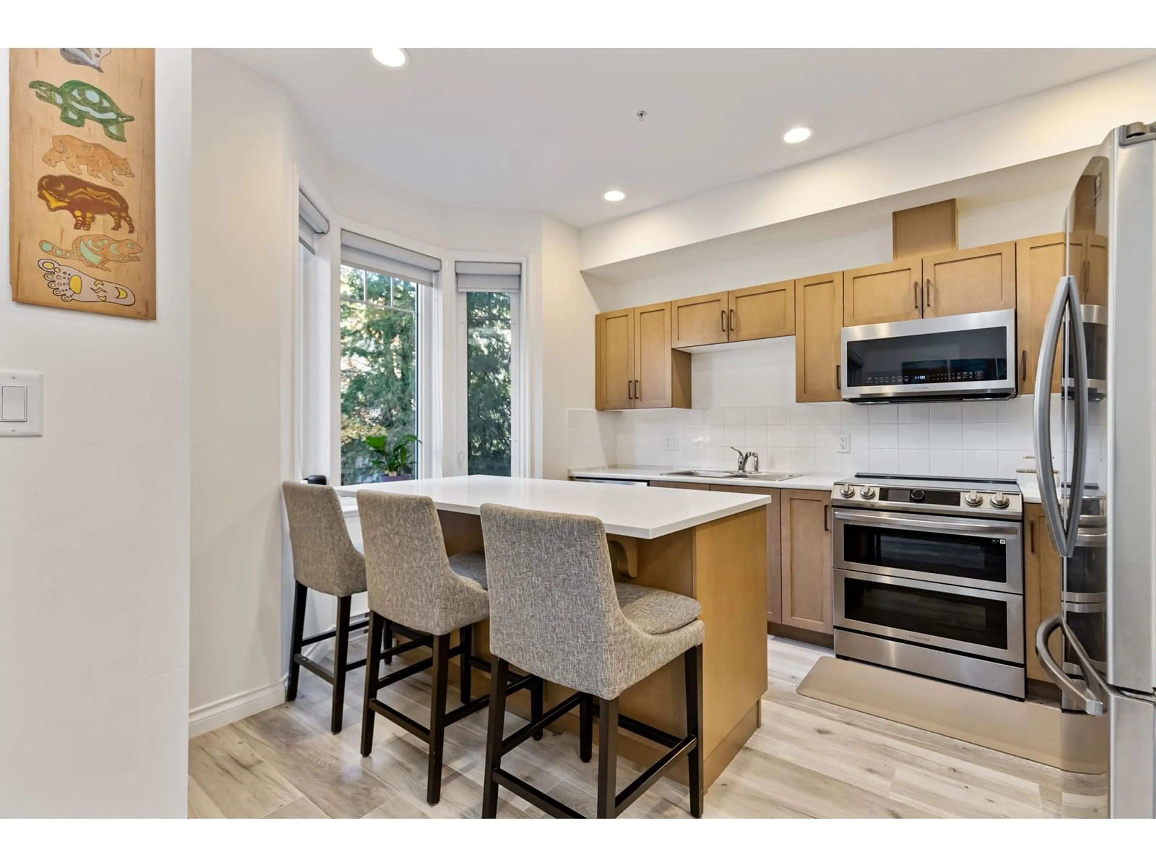 Open concept kitchen for 9 32501 FRASER CRESCENT, Mission British Columbia V2V1C5