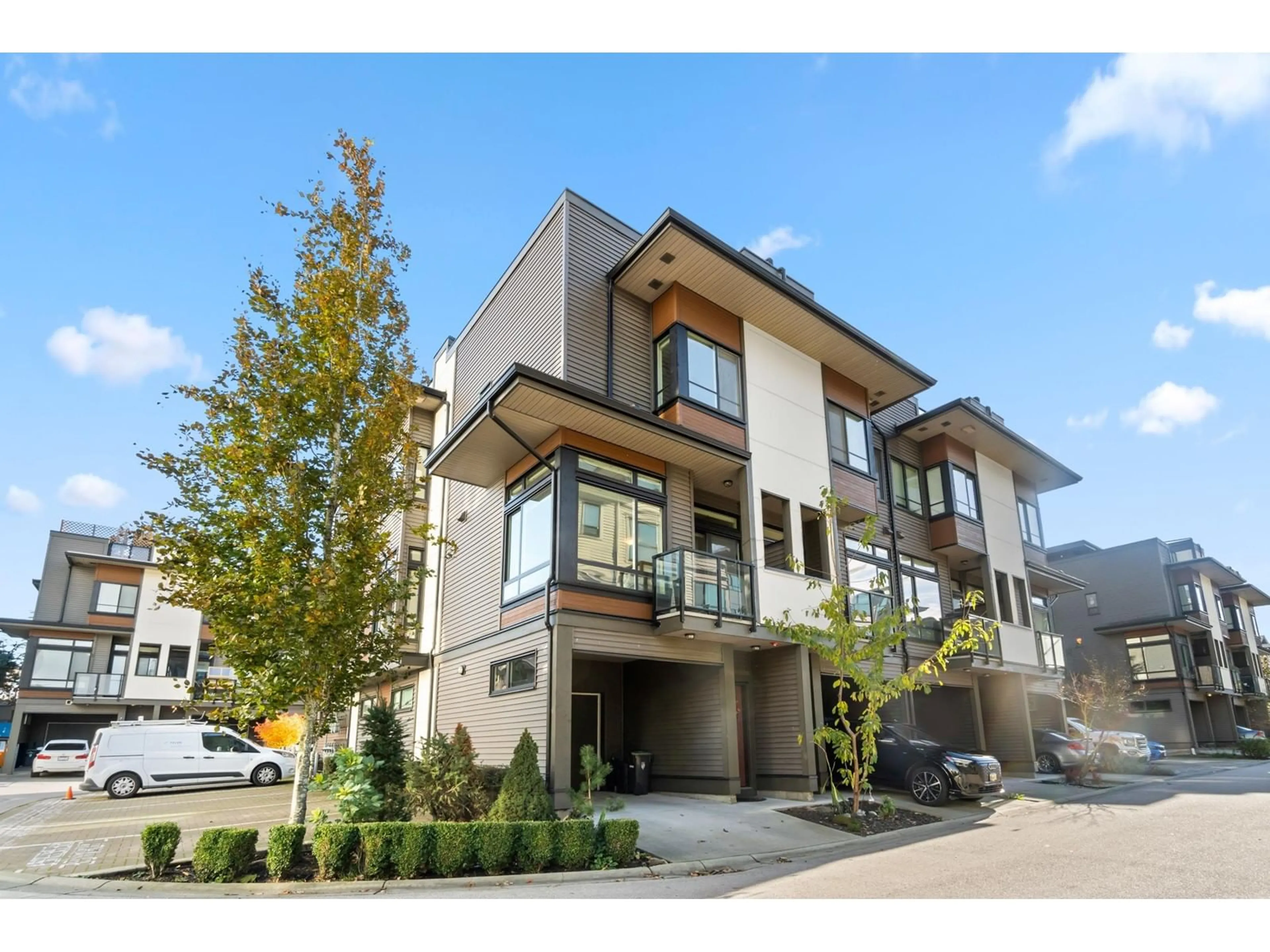 A pic from exterior of the house or condo, the street view for 44 7811 209 STREET, Langley British Columbia V2Y0P2