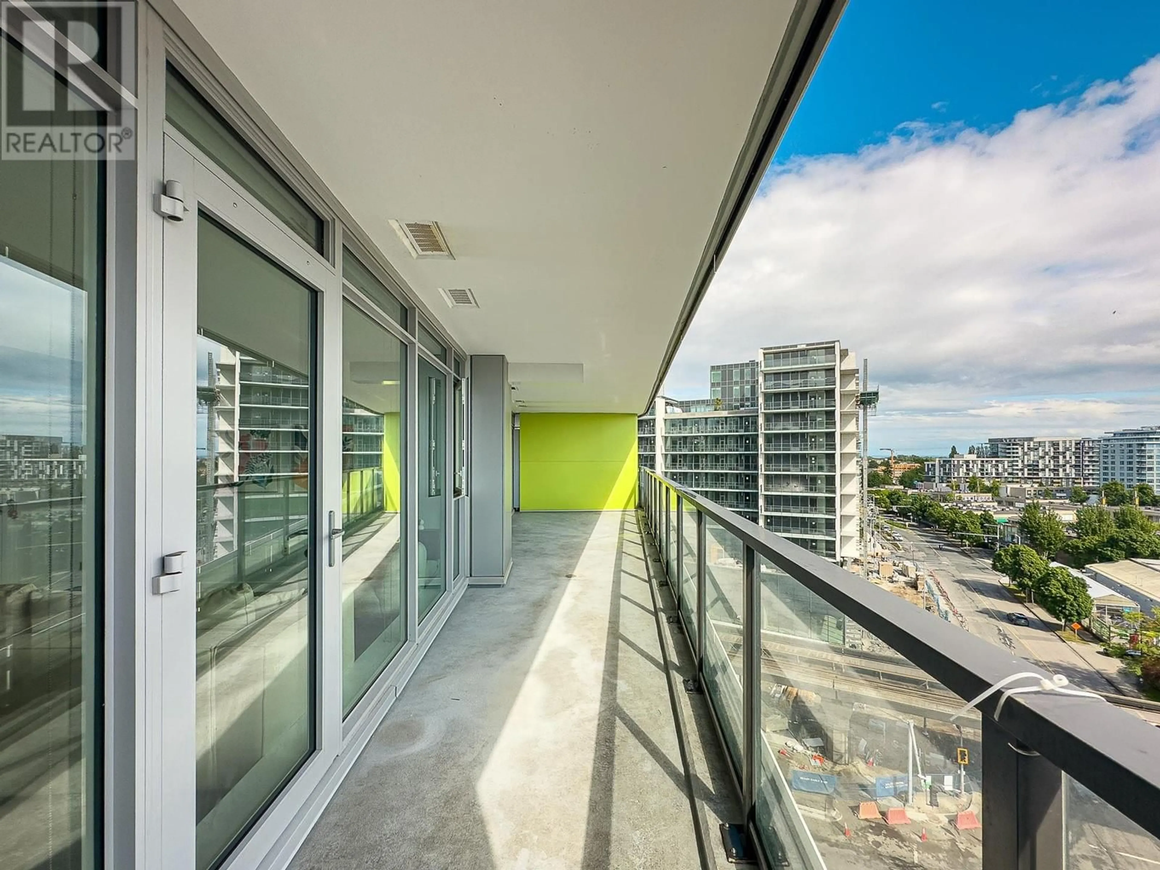 Balcony in the apartment, the front or back of building for 1103 8199 CAPSTAN WAY, Richmond British Columbia V6X0V3