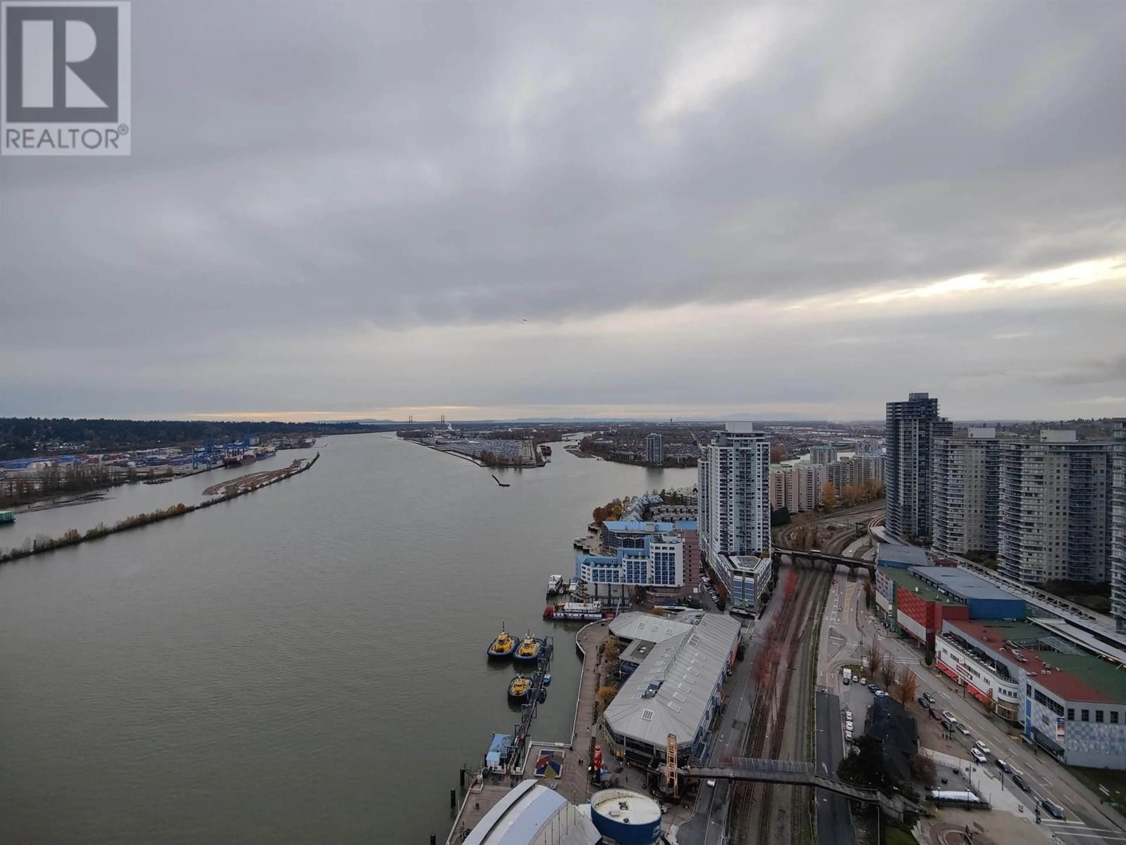 A pic from exterior of the house or condo, the view of lake or river for 3103 680 QUAYSIDE DRIVE, New Westminster British Columbia V3M0P2